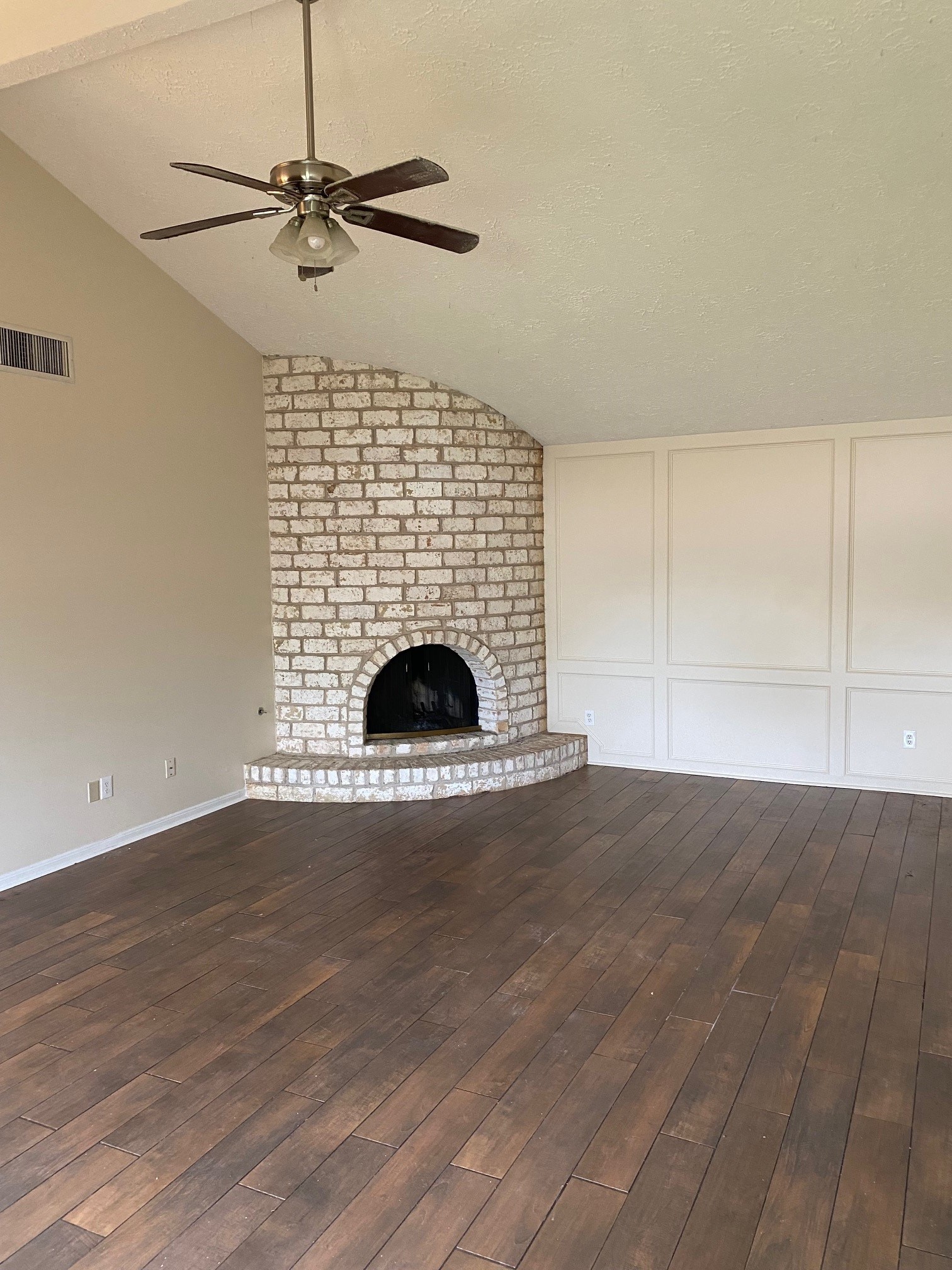 24 Chapparal Court Property Photo 8