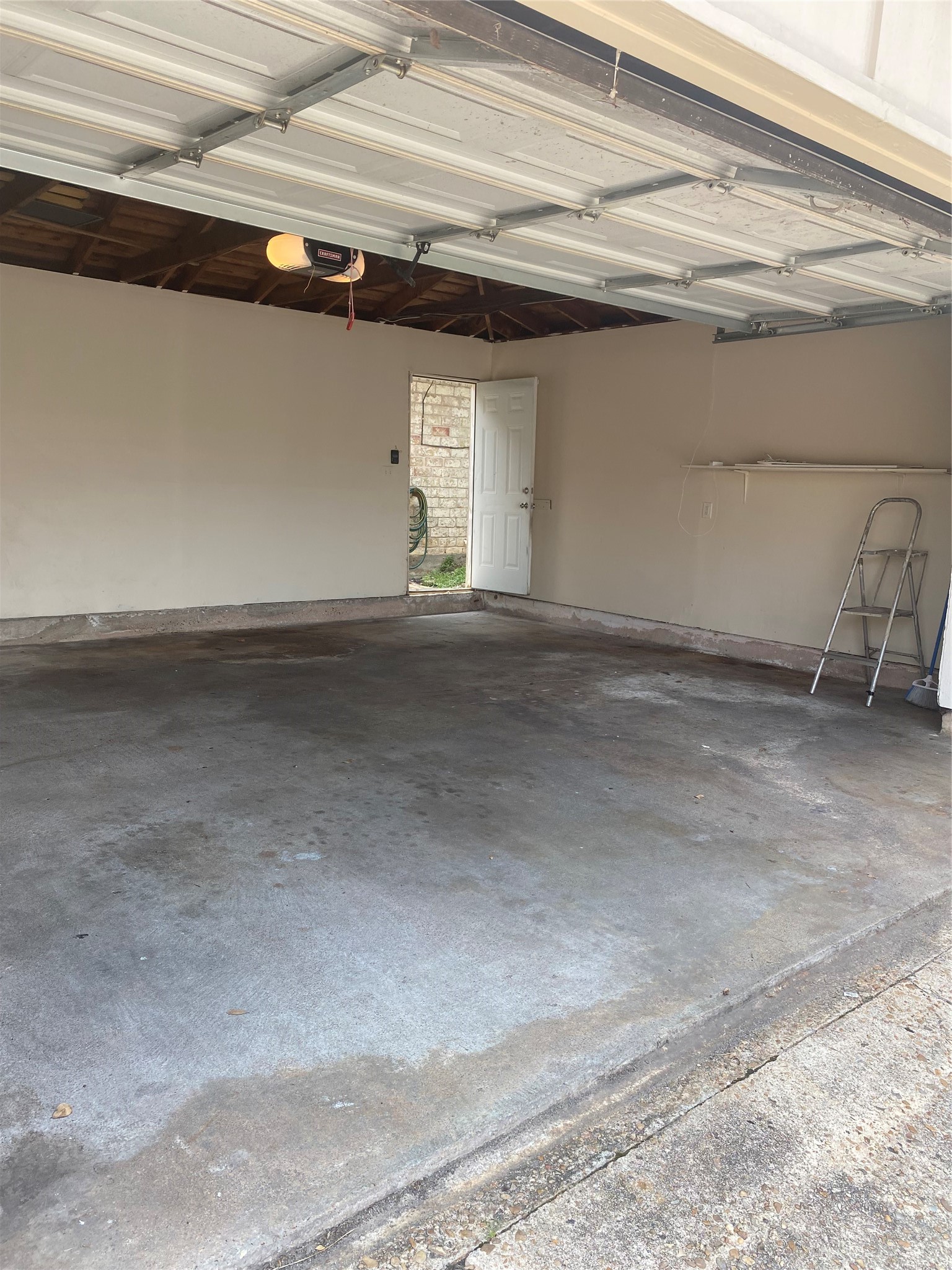 24 Chapparal Court Property Photo 25