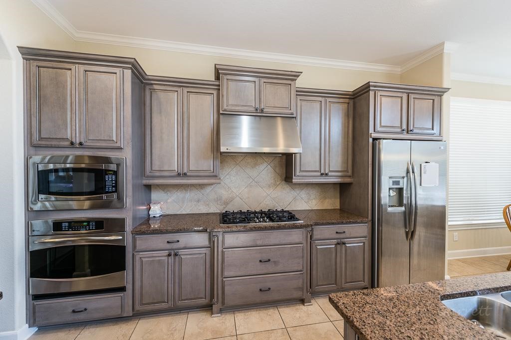 26827 Longleaf Valley Drive Property Photo 8