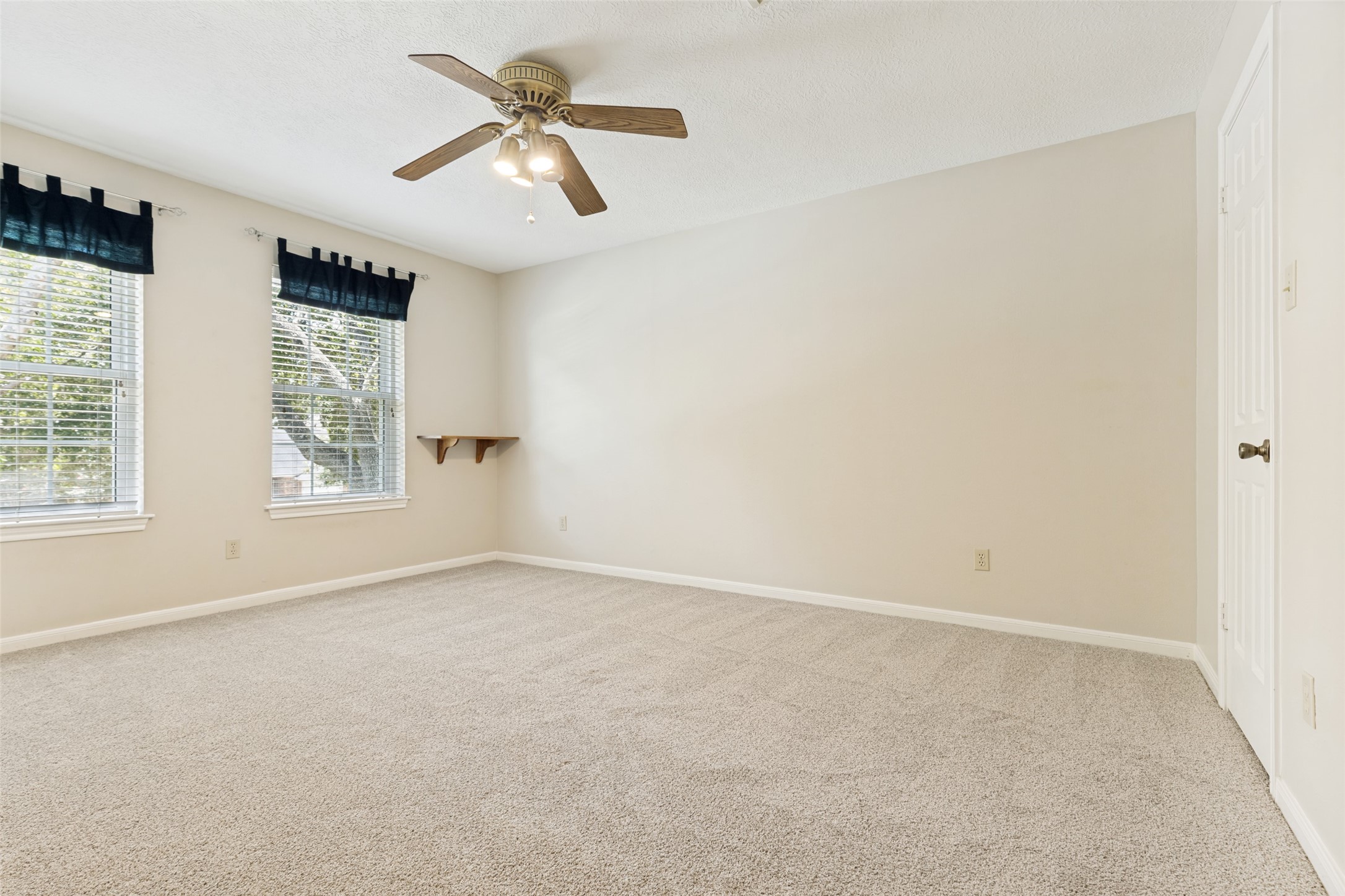 3418 Woodland View Drive Property Photo 28
