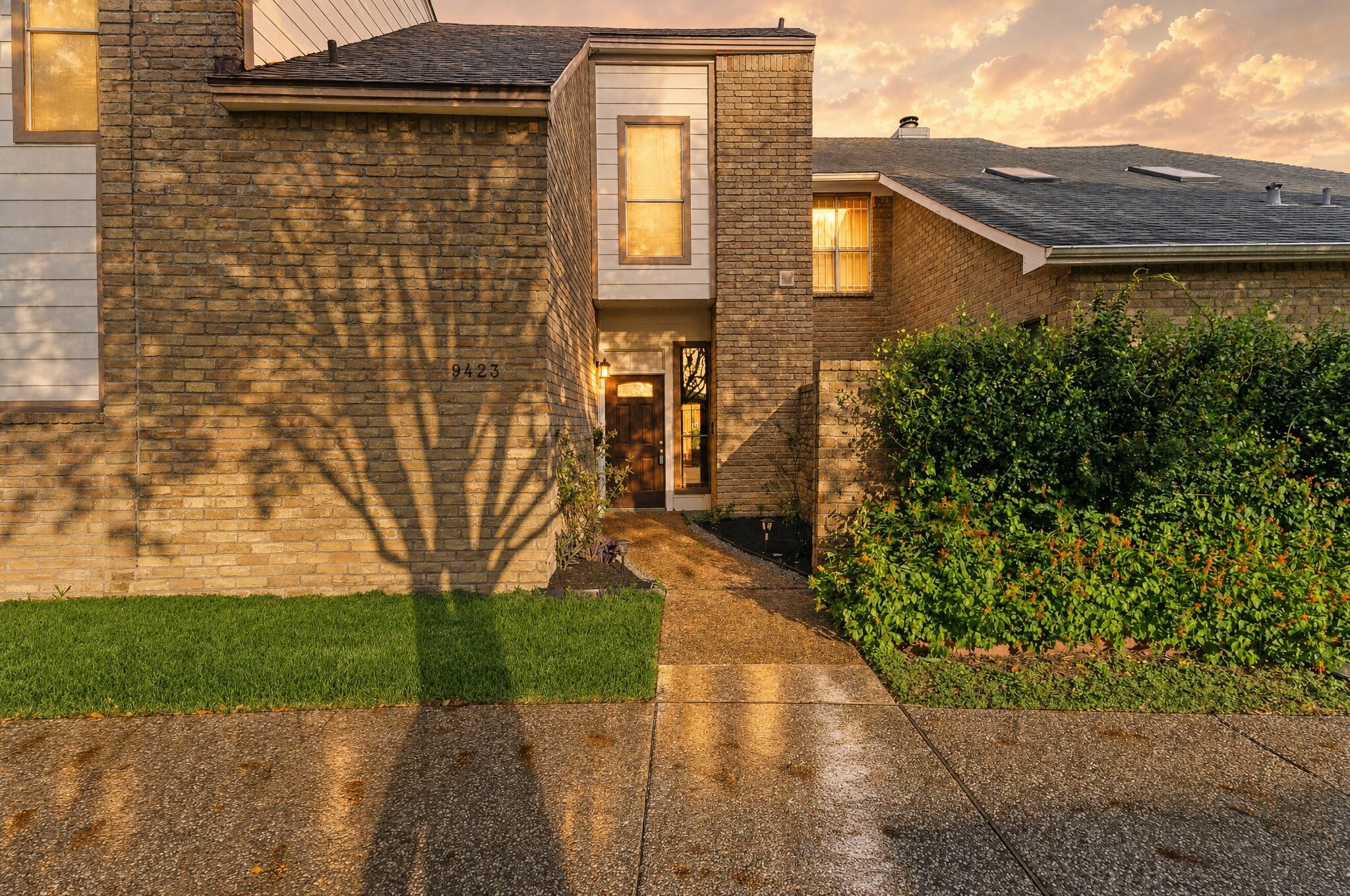 9423 Denbury Way Property Photo 1