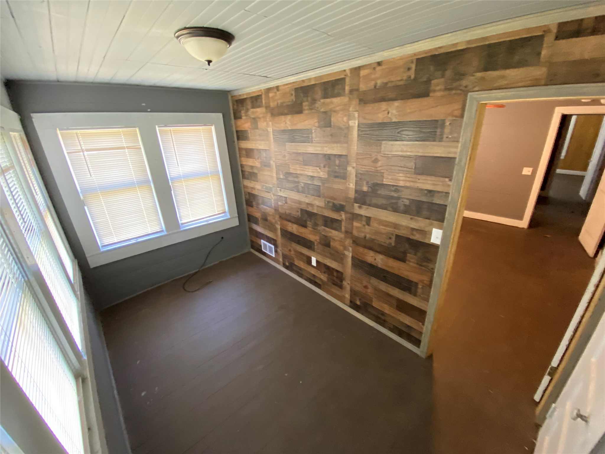 104 5th Street Property Photo 12