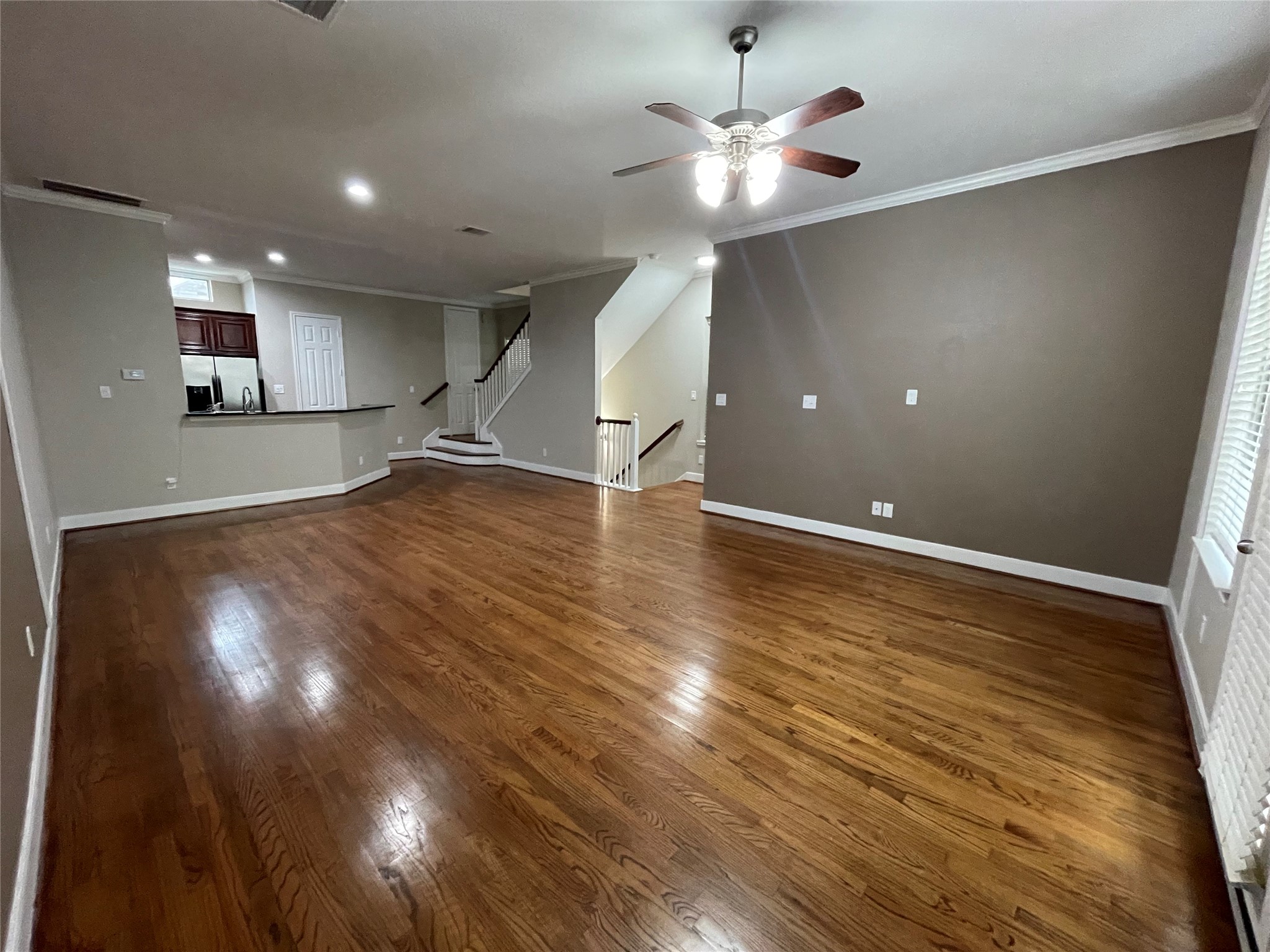 2010 Rosedale Street B Property Photo 4