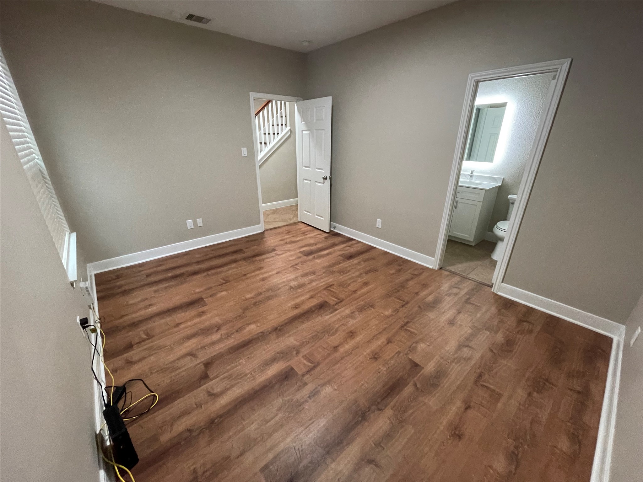 2010 Rosedale Street B Property Photo 9