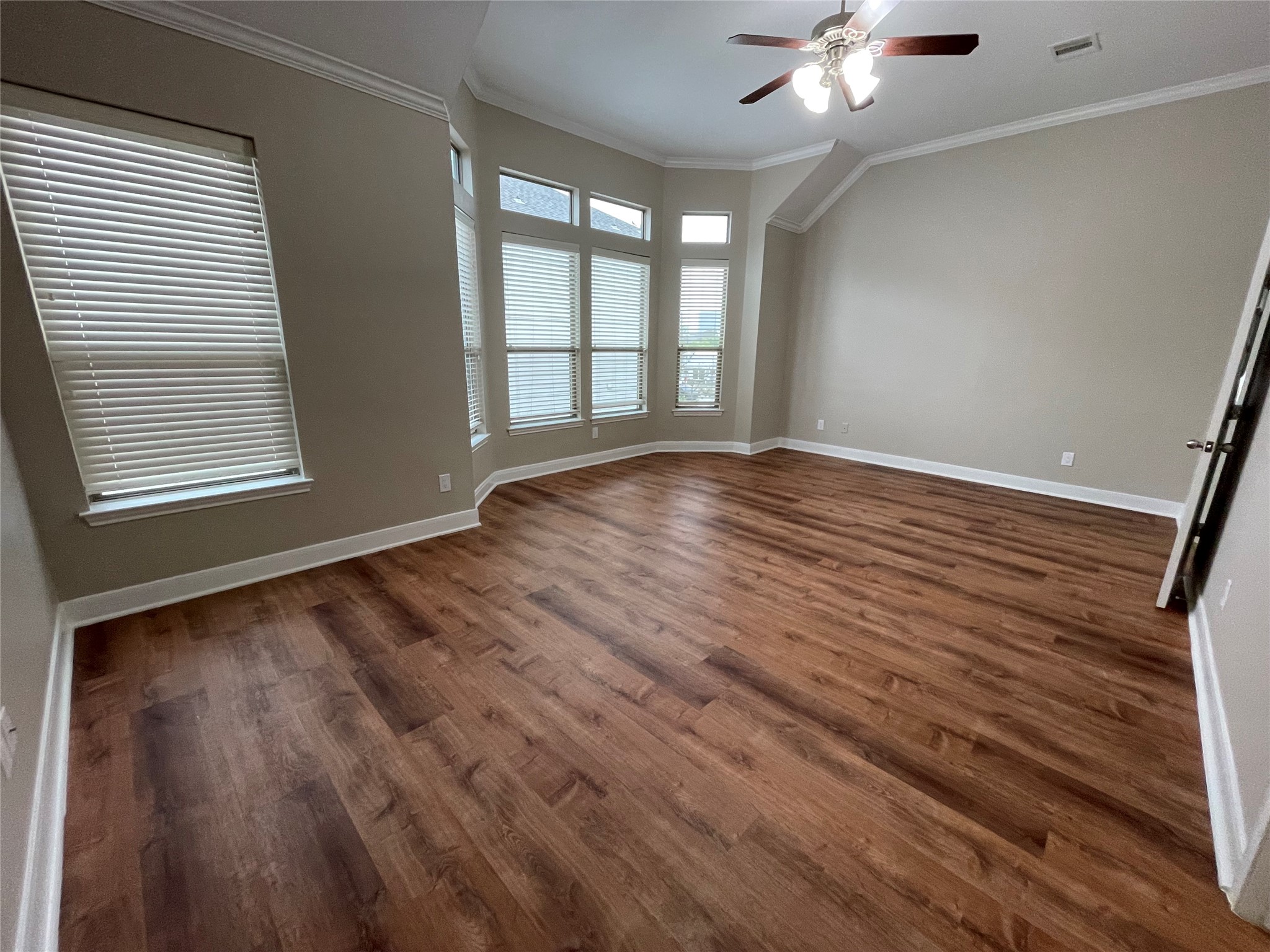 2010 Rosedale Street B Property Photo 11