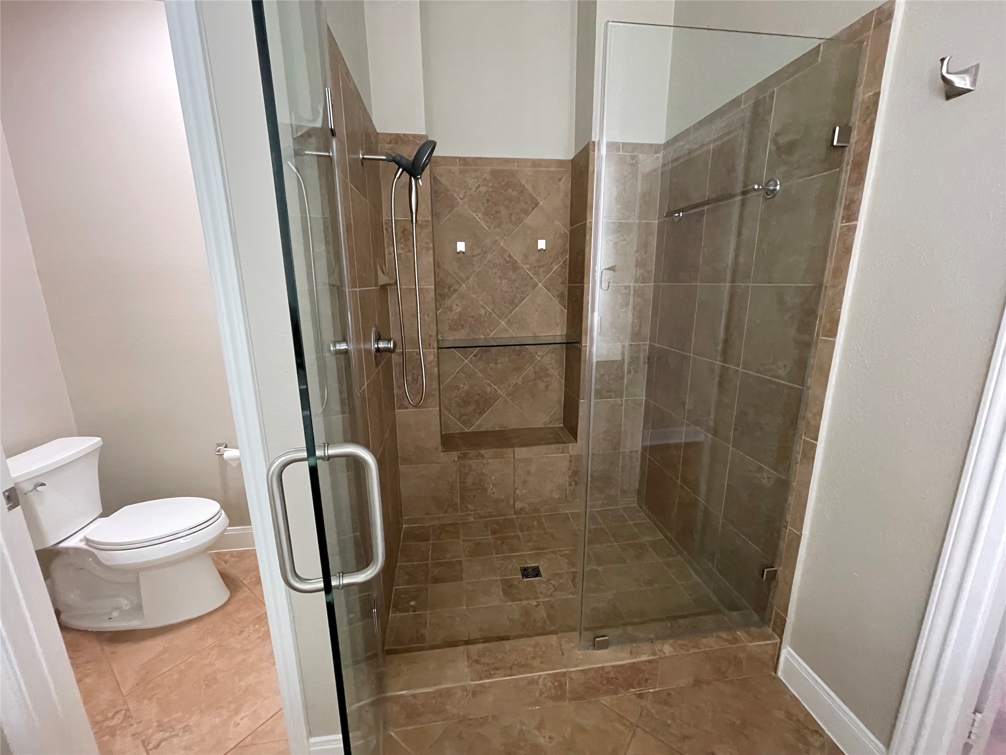 2010 Rosedale Street B Property Photo 13