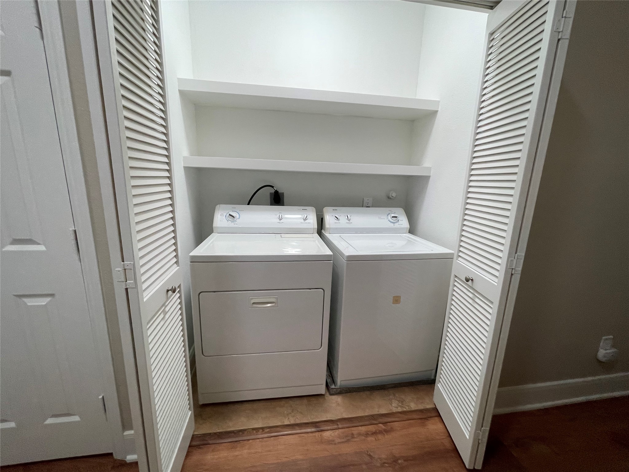 2010 Rosedale Street B Property Photo 15