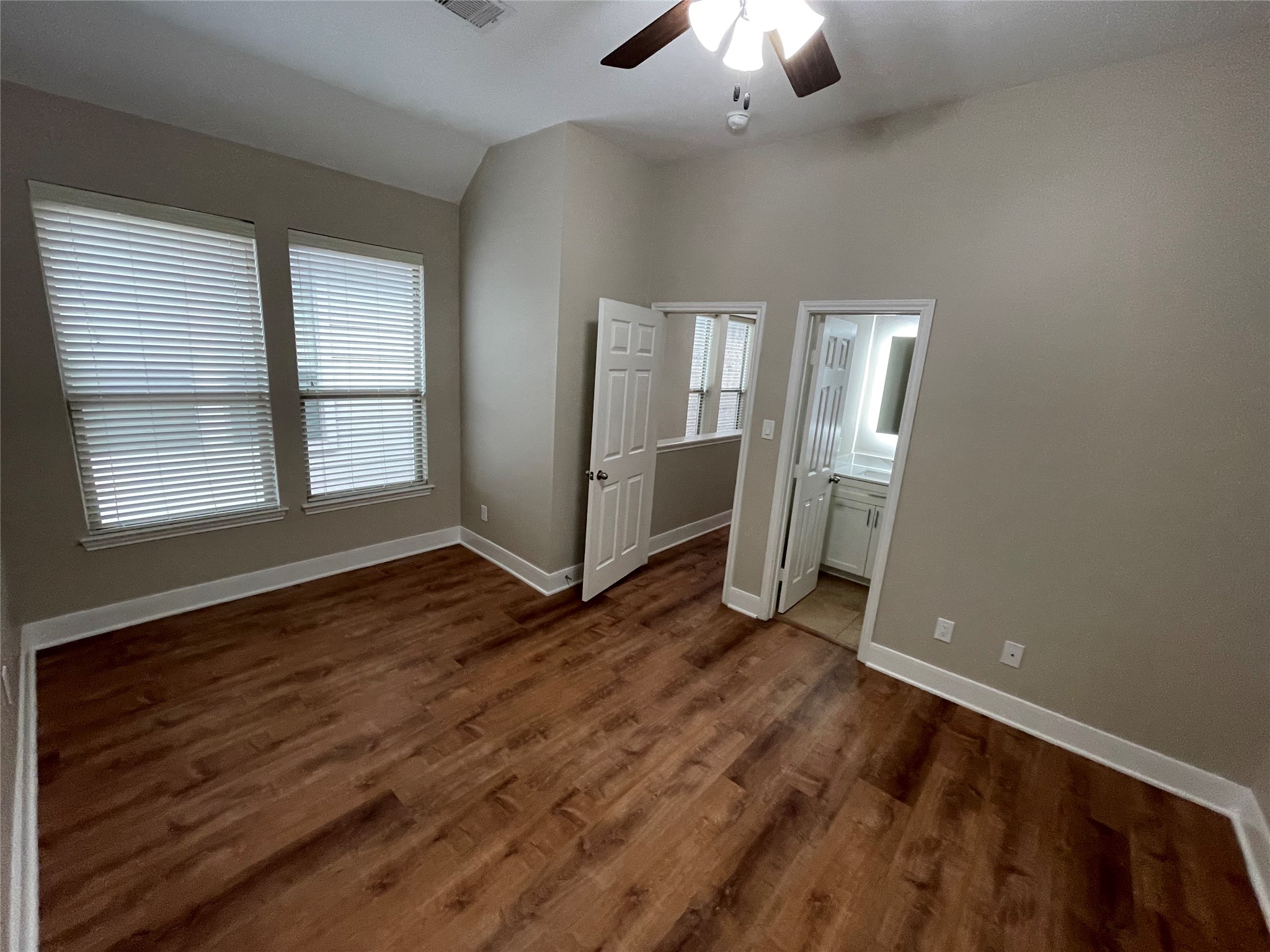 2010 Rosedale Street B Property Photo 17