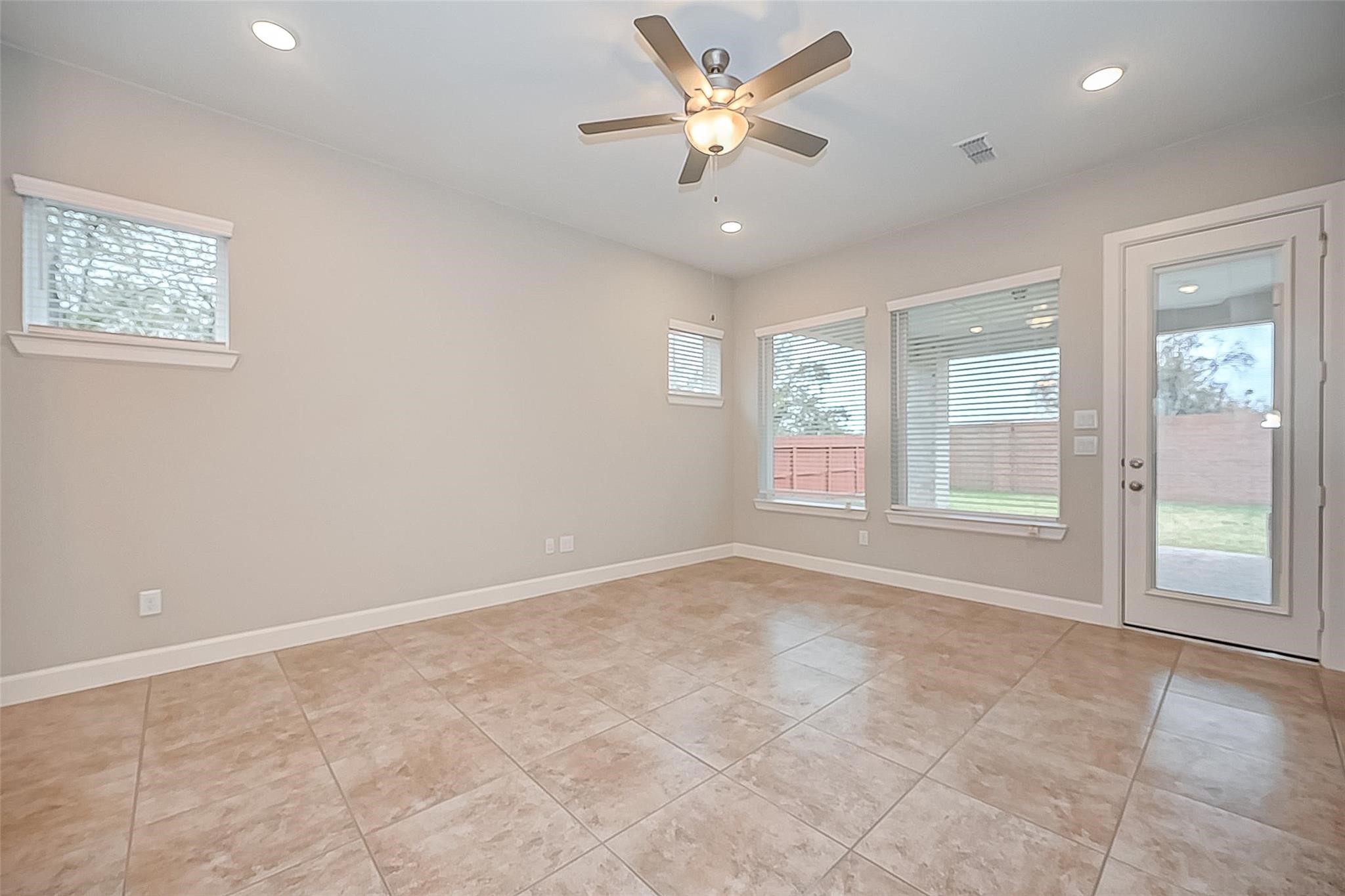 10738 Bridgeport Path Court Property Photo 12