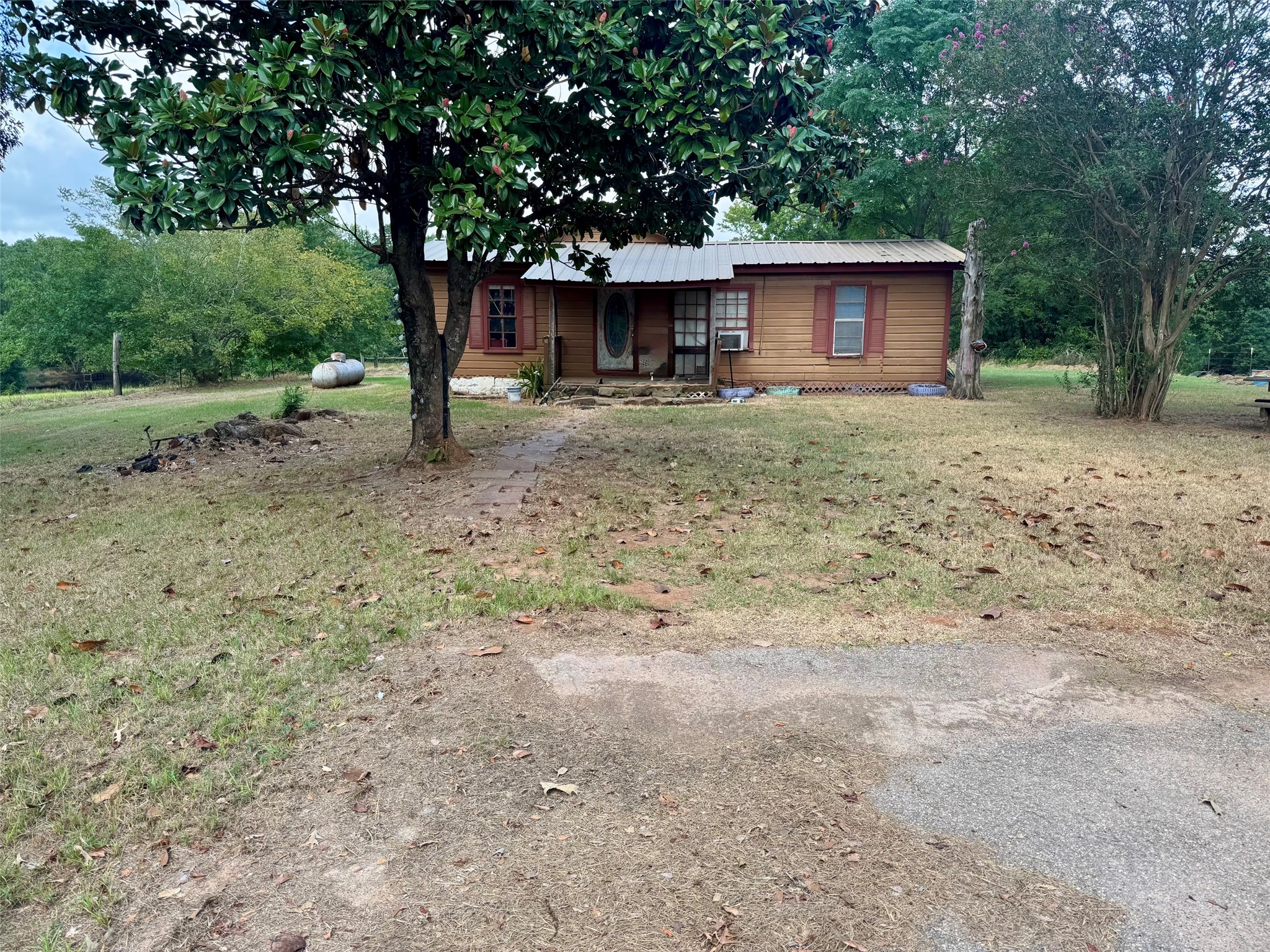 1070 County Road 1620 Property Photo 1