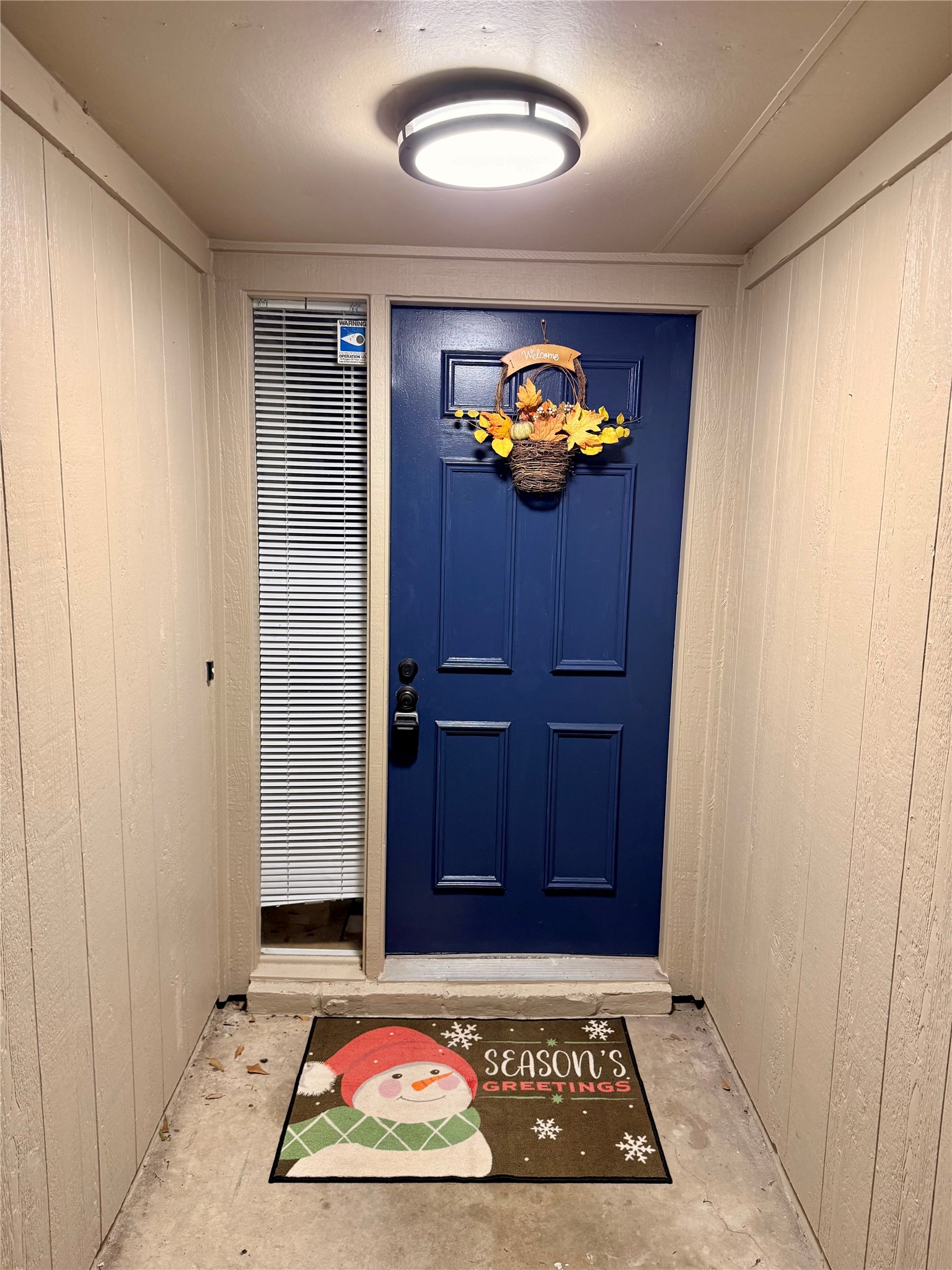 22418 Elsinore Drive Property Photo 4