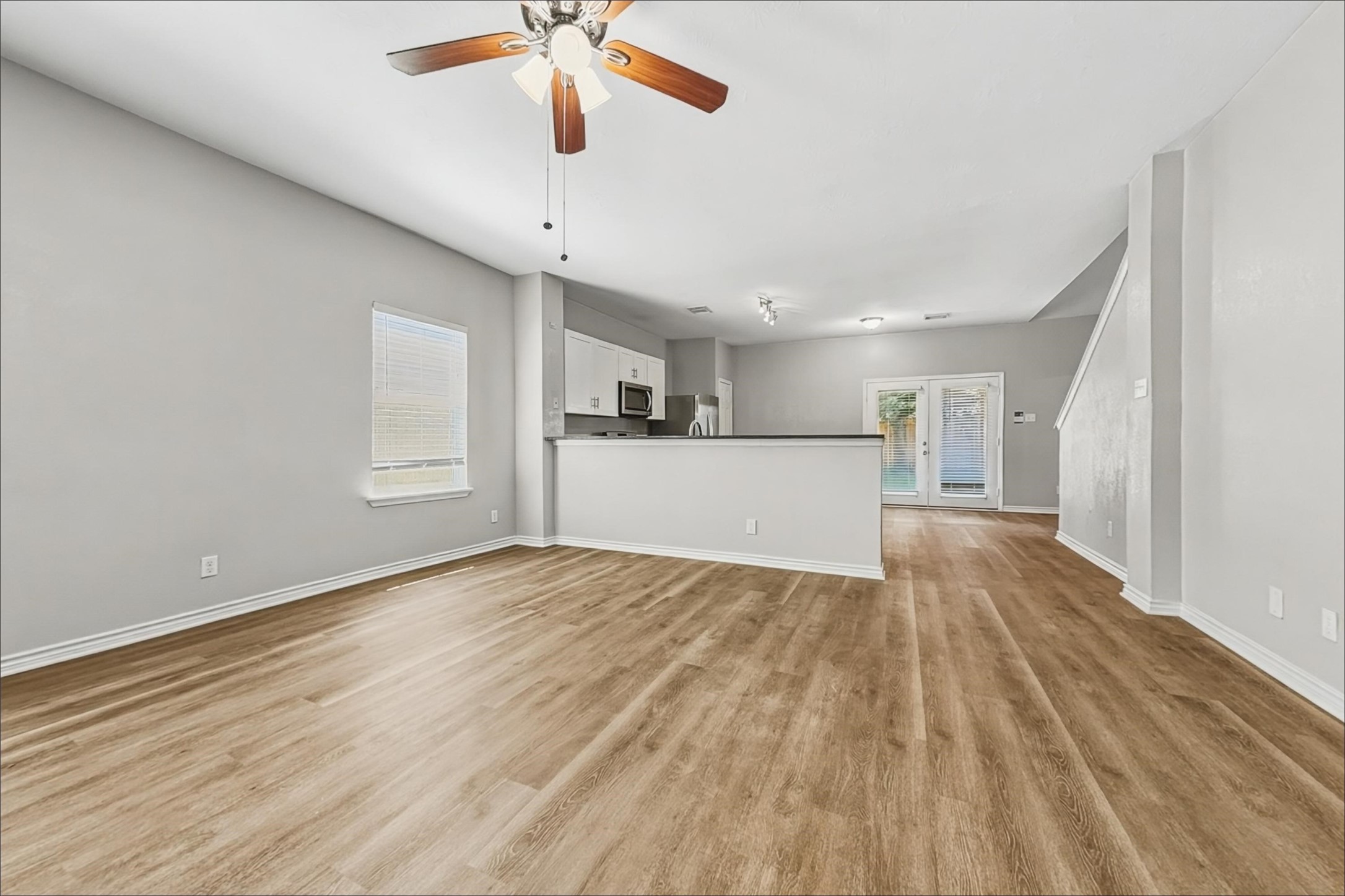 10719 Woodwind Shadows Drive Property Photo 6