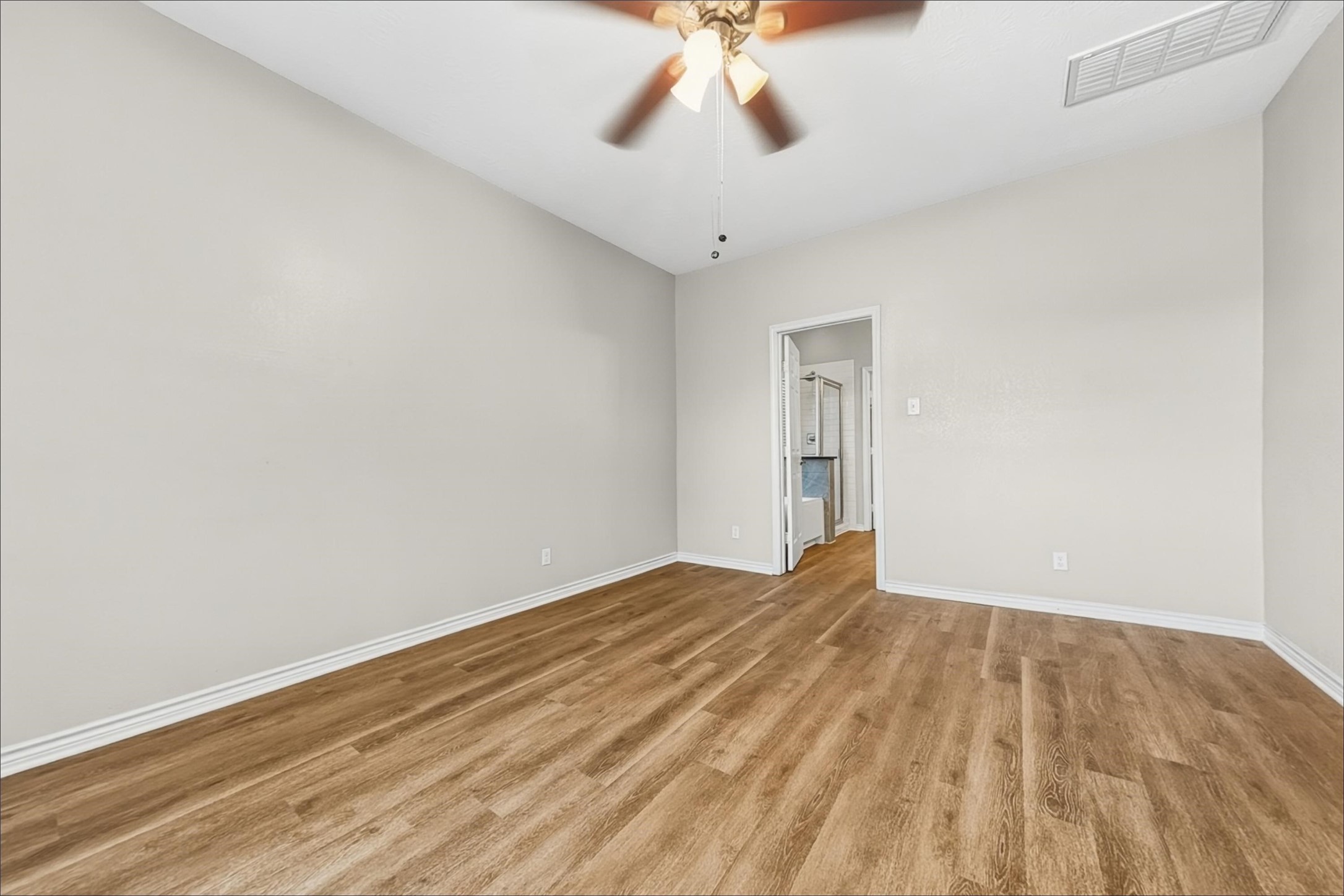 10719 Woodwind Shadows Drive Property Photo 9