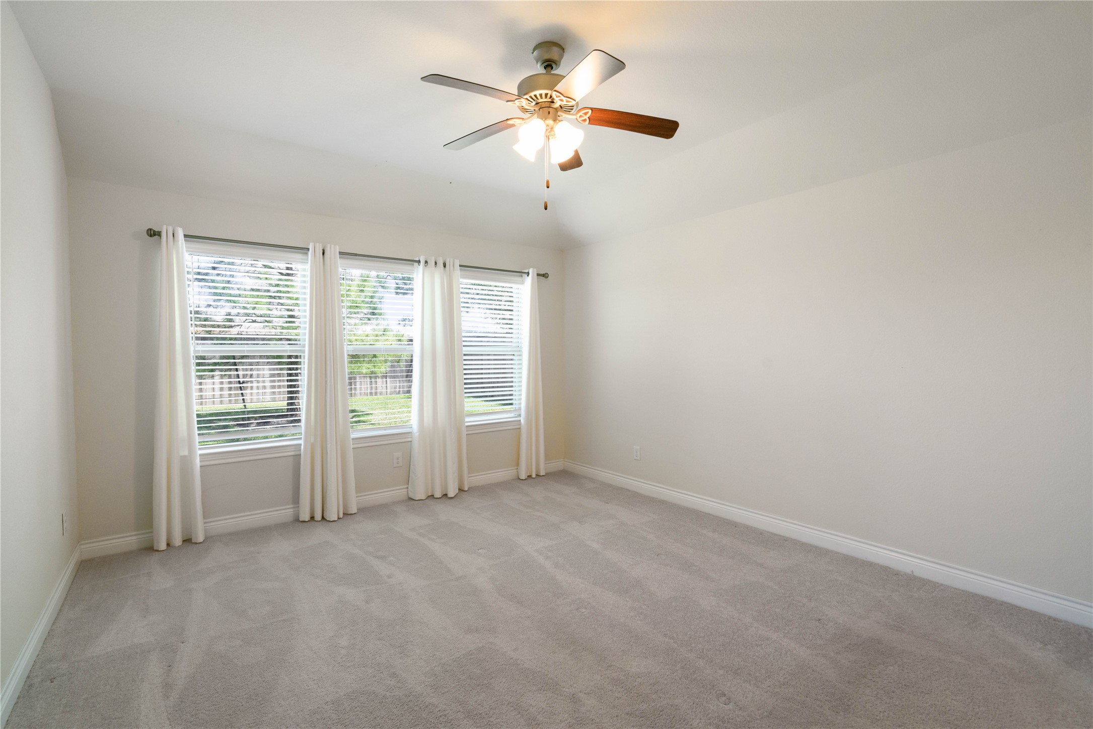 67 Pioneer Canyon Place Property Photo 6