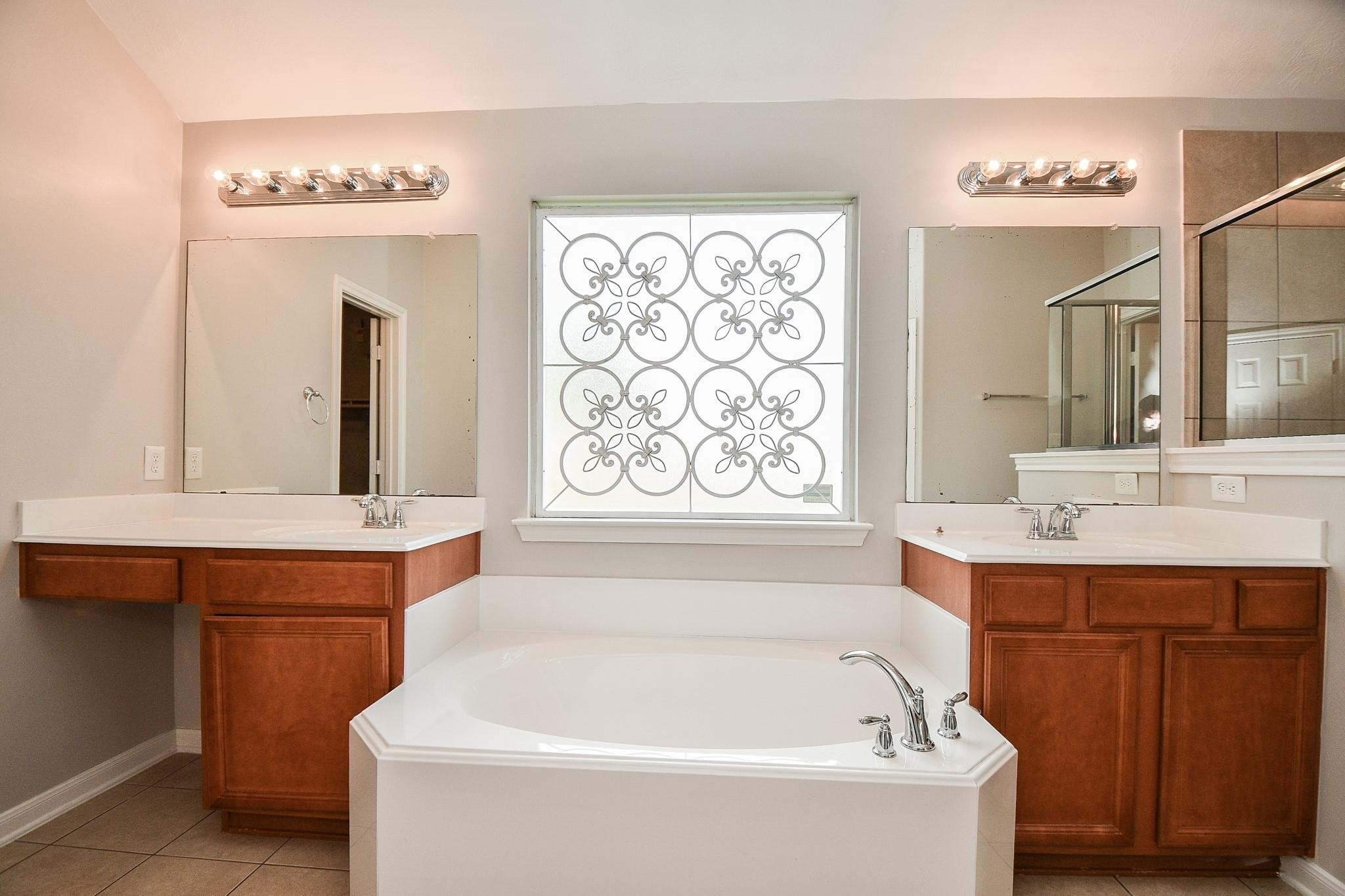 10503 Quiet Villas Lane Property Photo 18