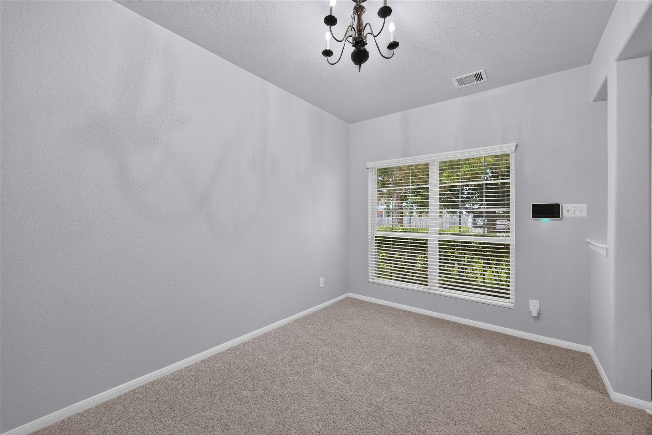 19015 N Taverns Corner Court Property Photo 4