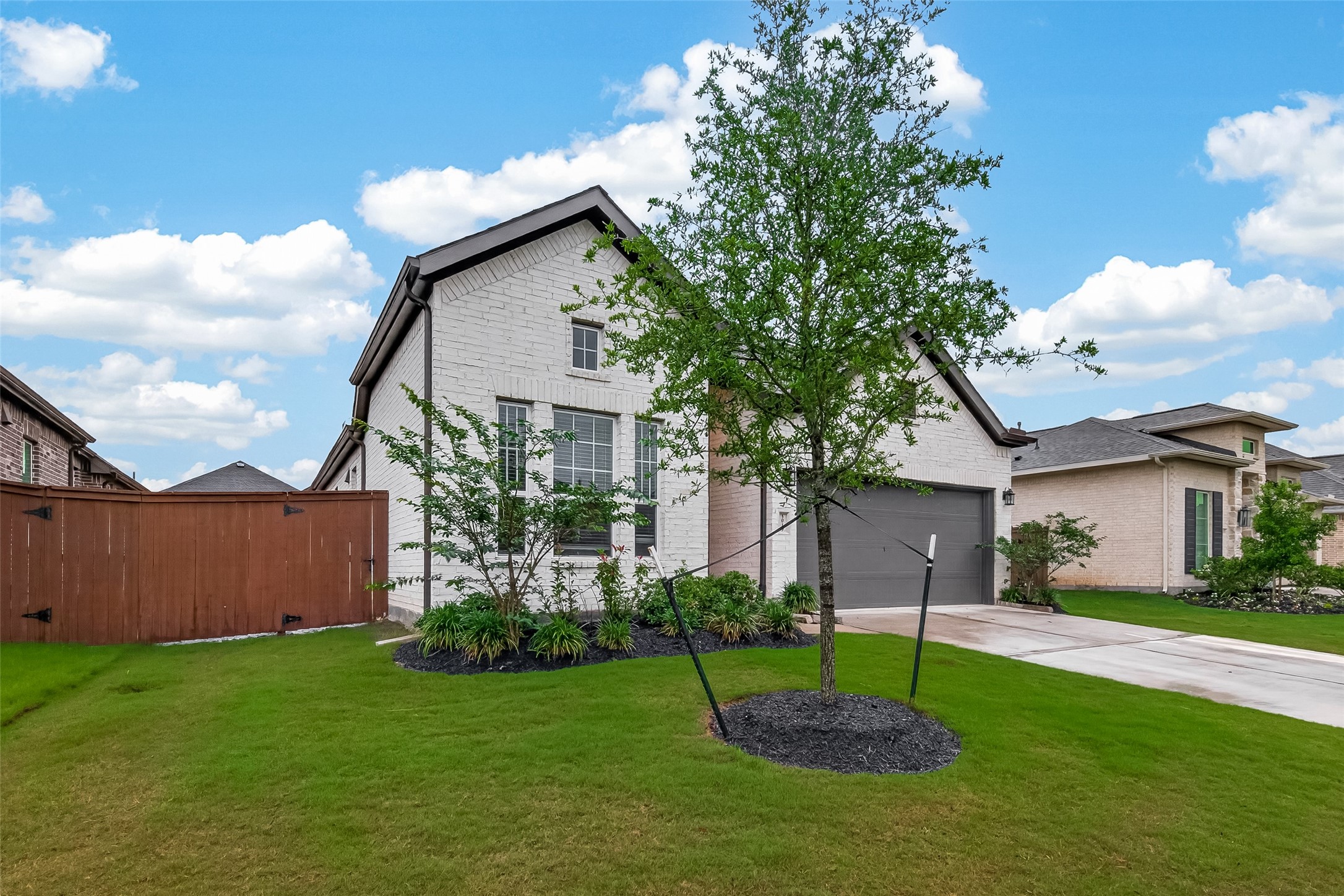 5019 Country Meadows Trail Property Photo 2