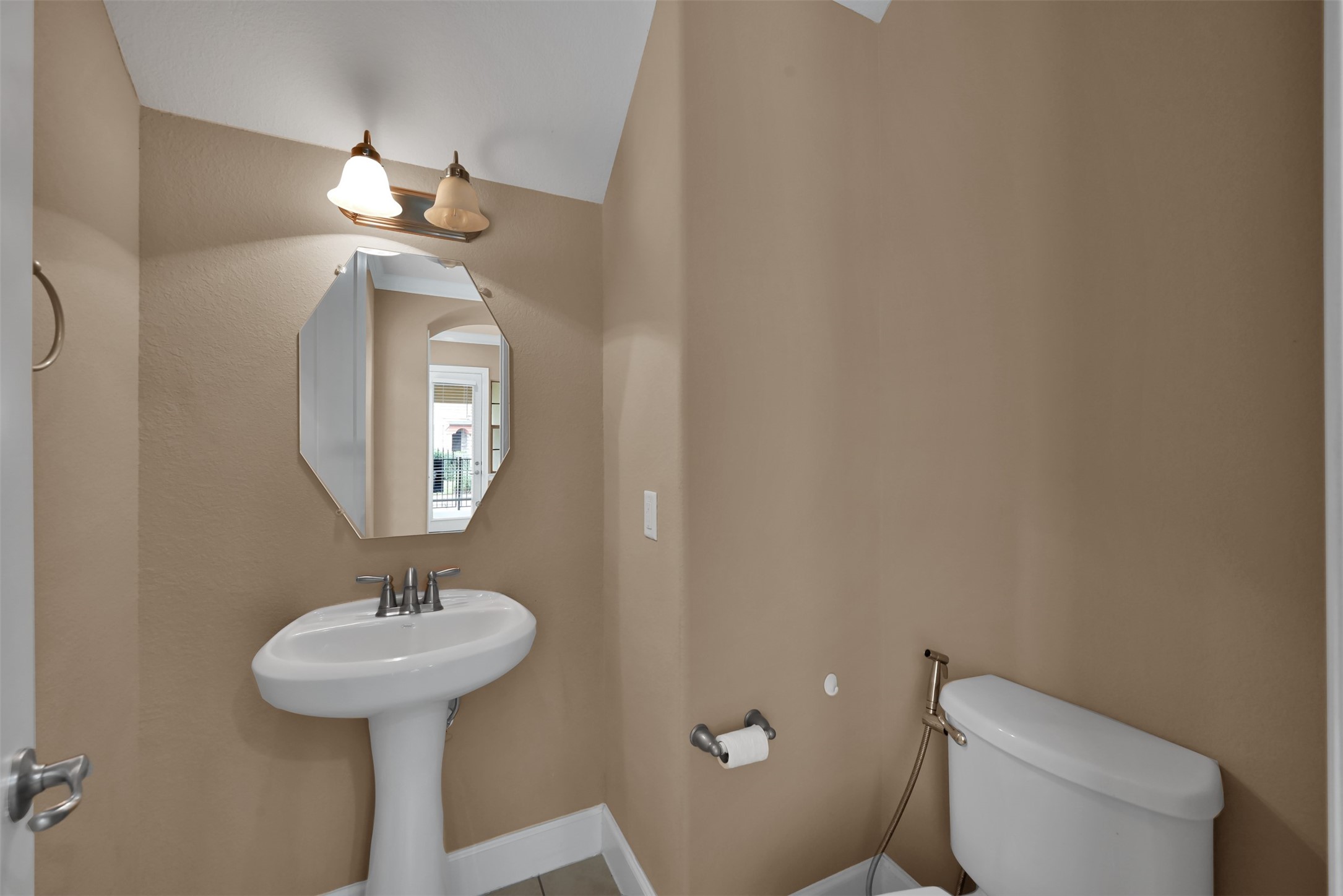 14546 San Pietro Drive Property Photo 10