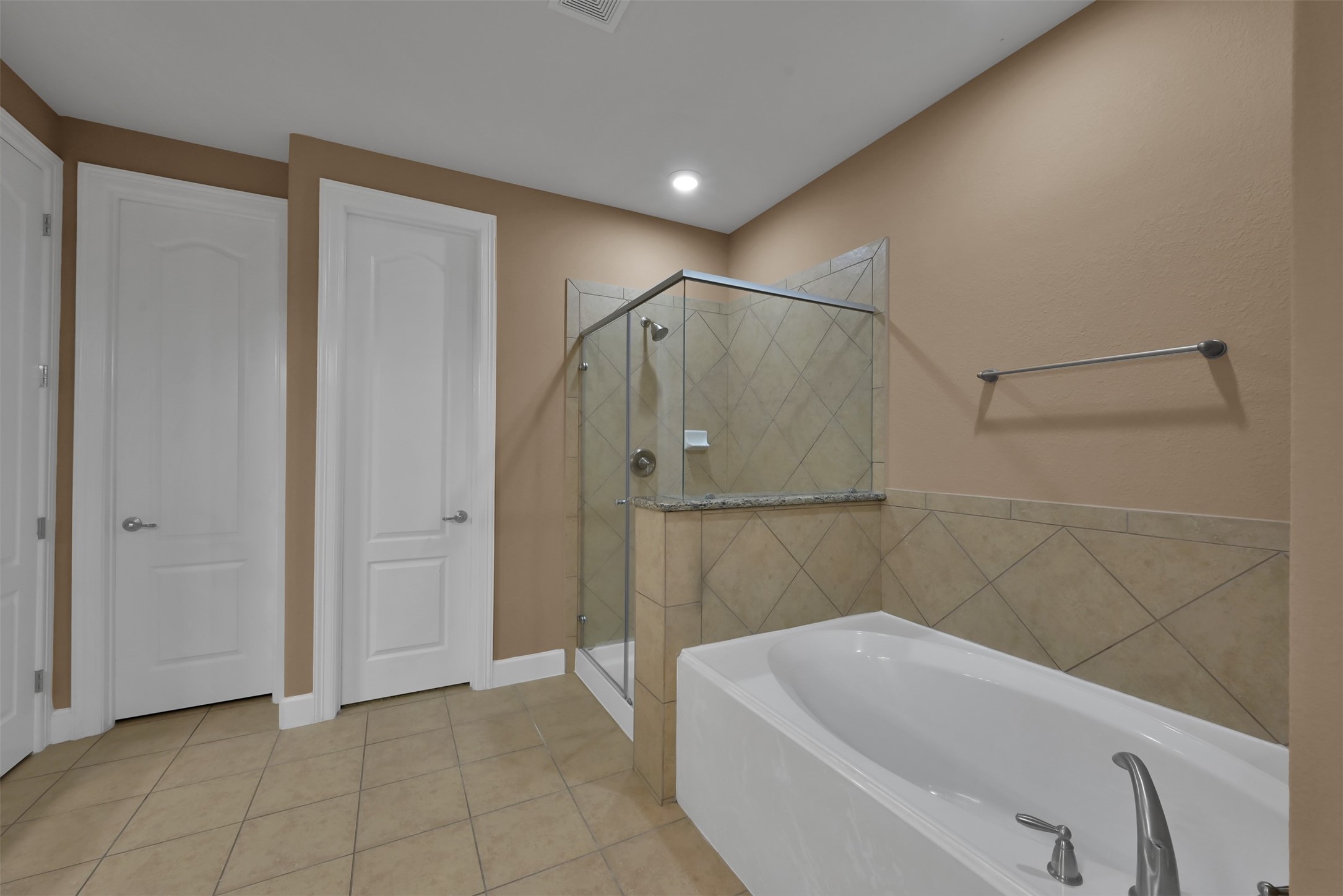 14546 San Pietro Drive Property Photo 18