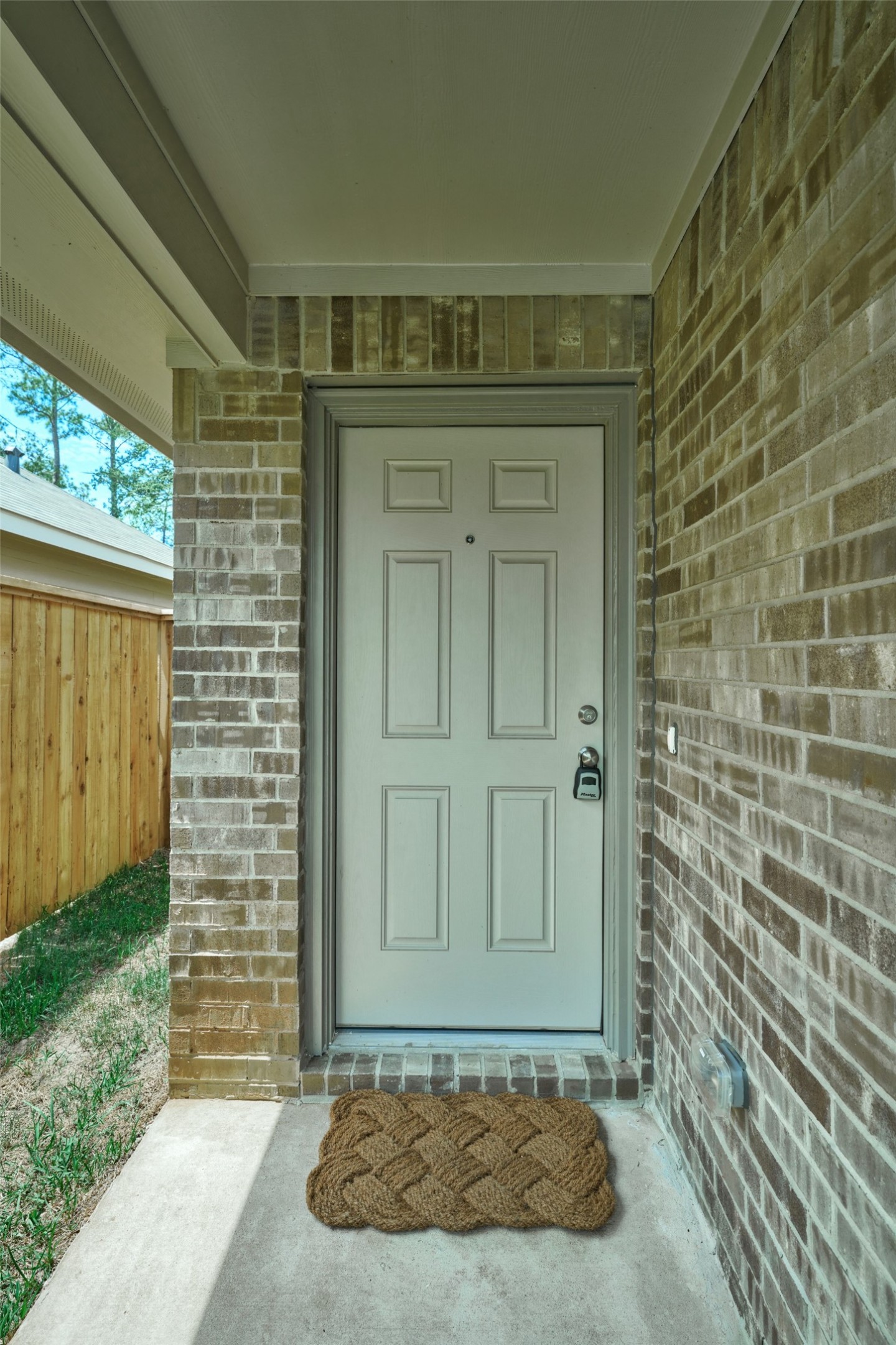 3755 Solanum Drive Property Photo 3