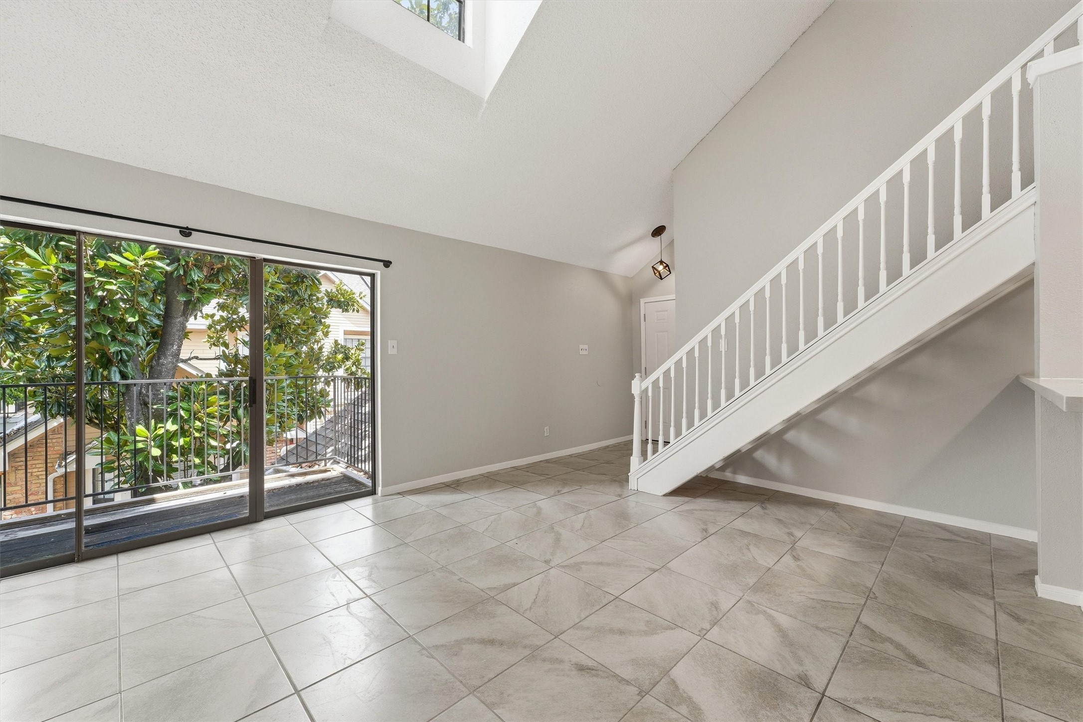 2300 Old Spanish Trail 2111 Property Photo 4
