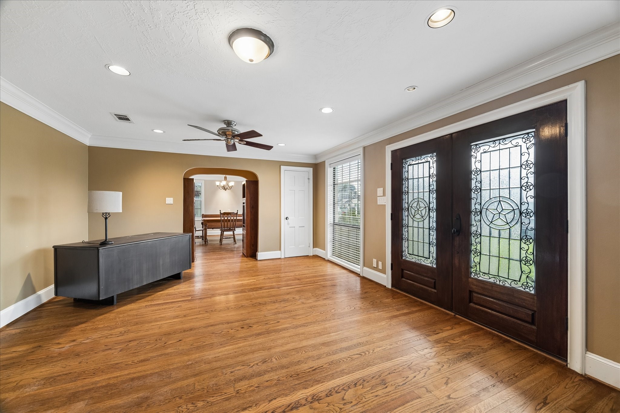 1330 Des Jardines Street Property Photo 14