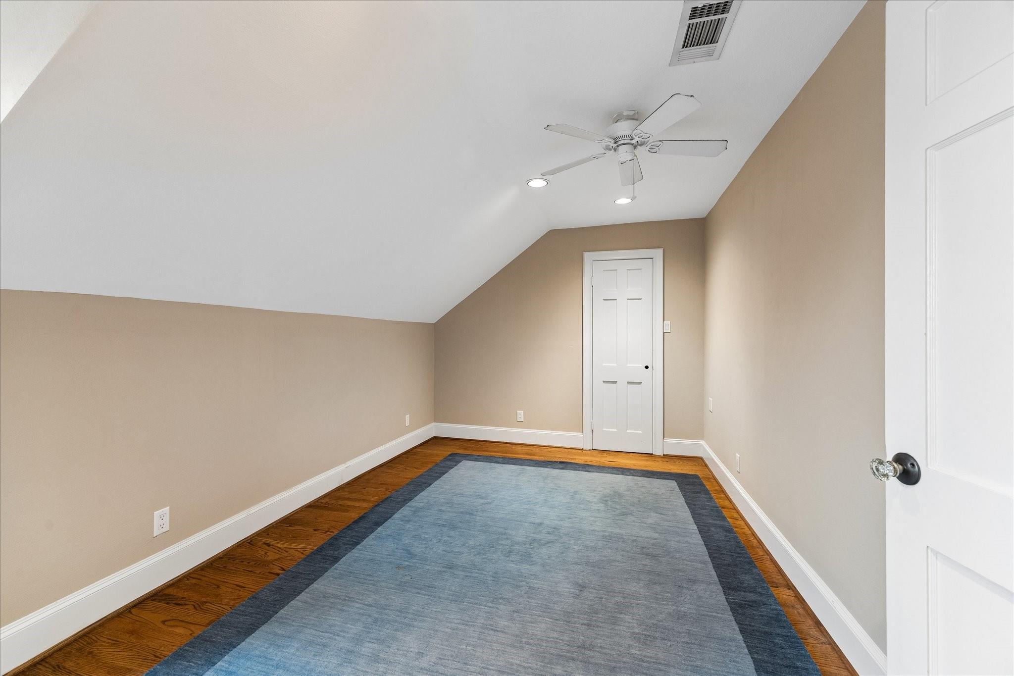 1330 Des Jardines Street, Houston Tx 77023 Property Photo 23