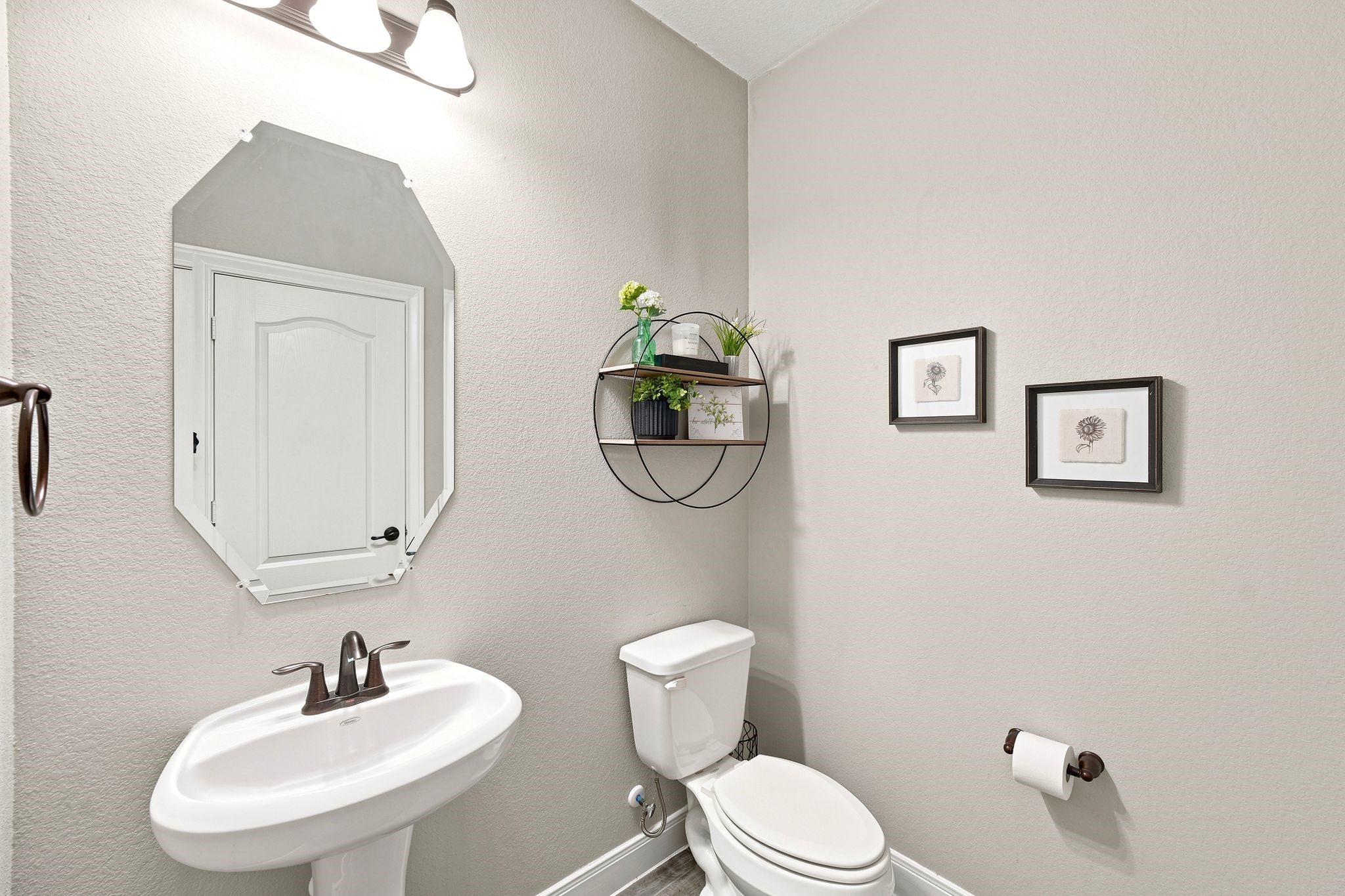 15211 Icet Creek Avenue Property Photo 20