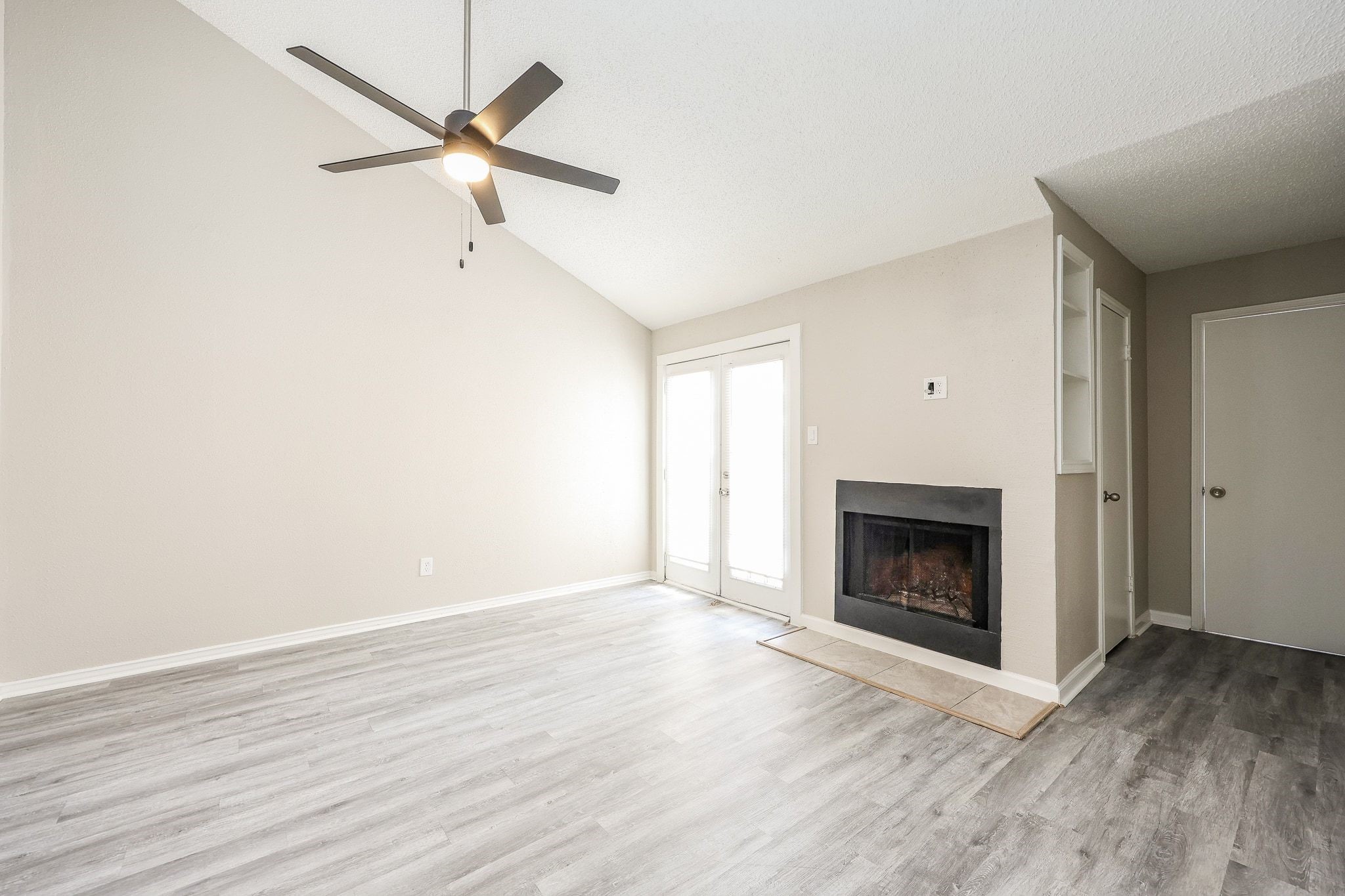11510 Teaside Drive Property Photo 4