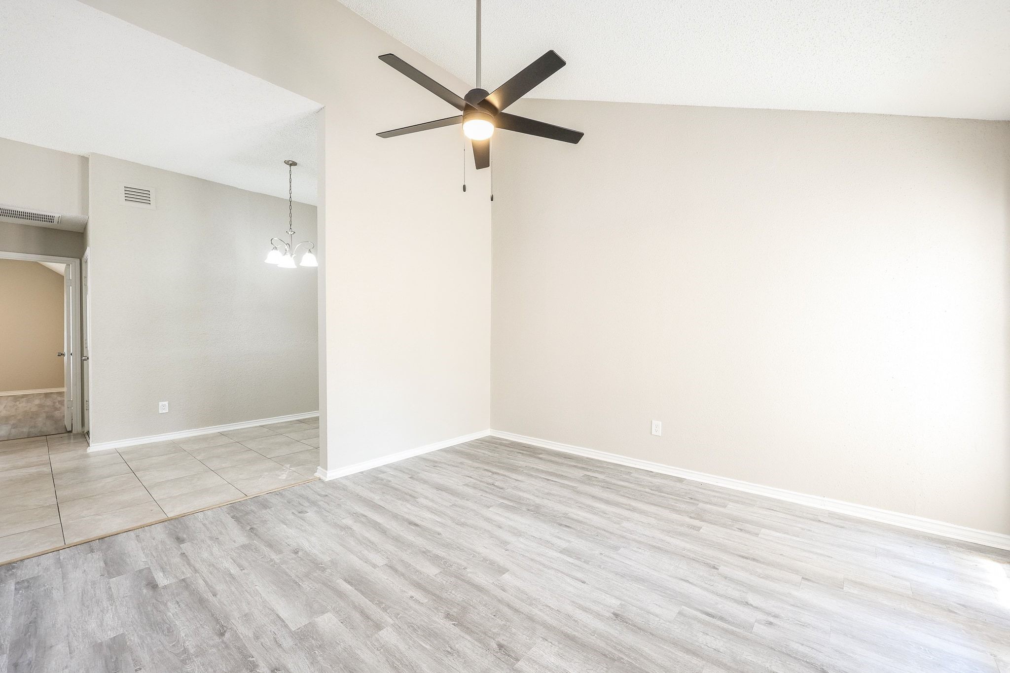 11510 Teaside Drive Property Photo 6