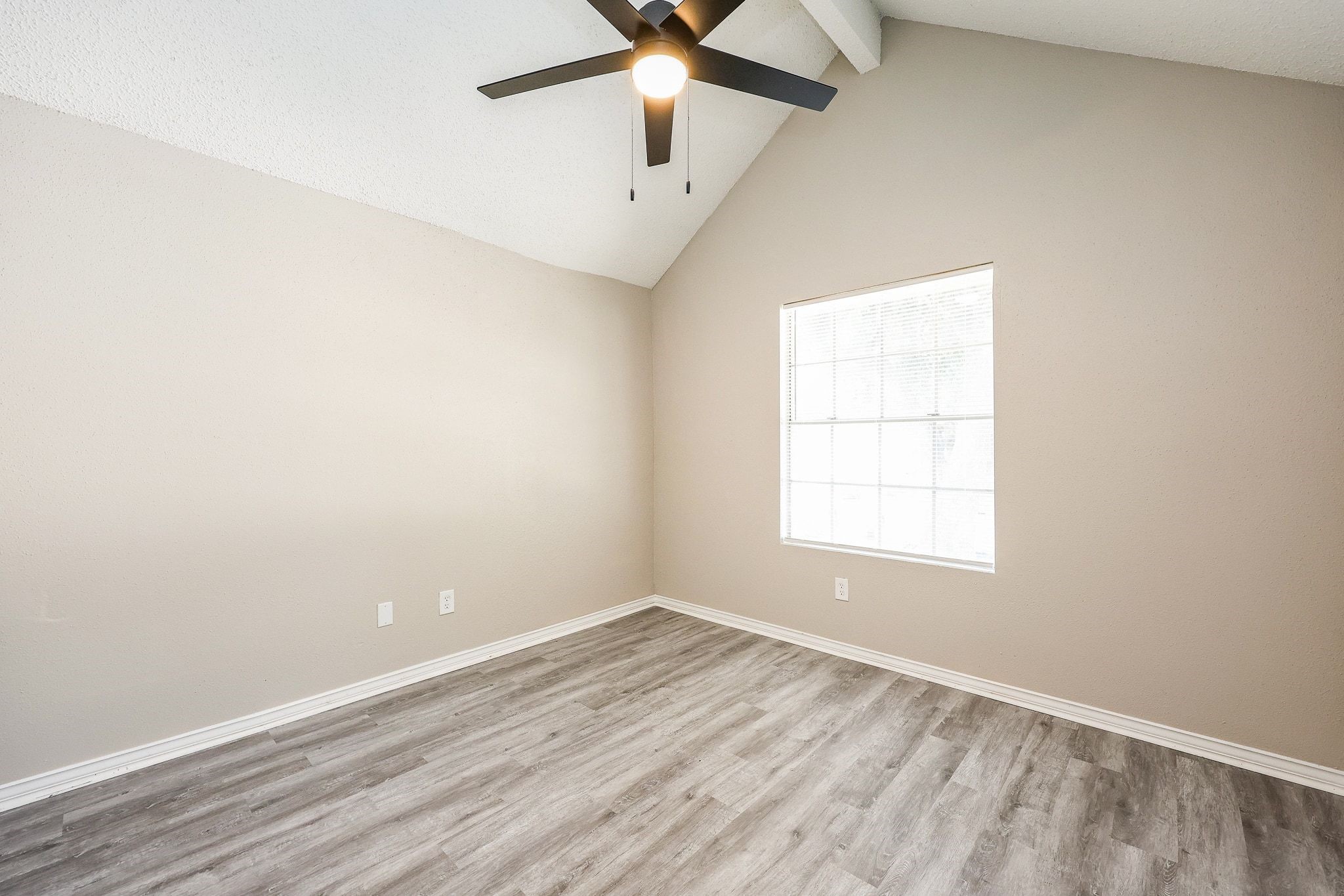 11510 Teaside Drive Property Photo 12