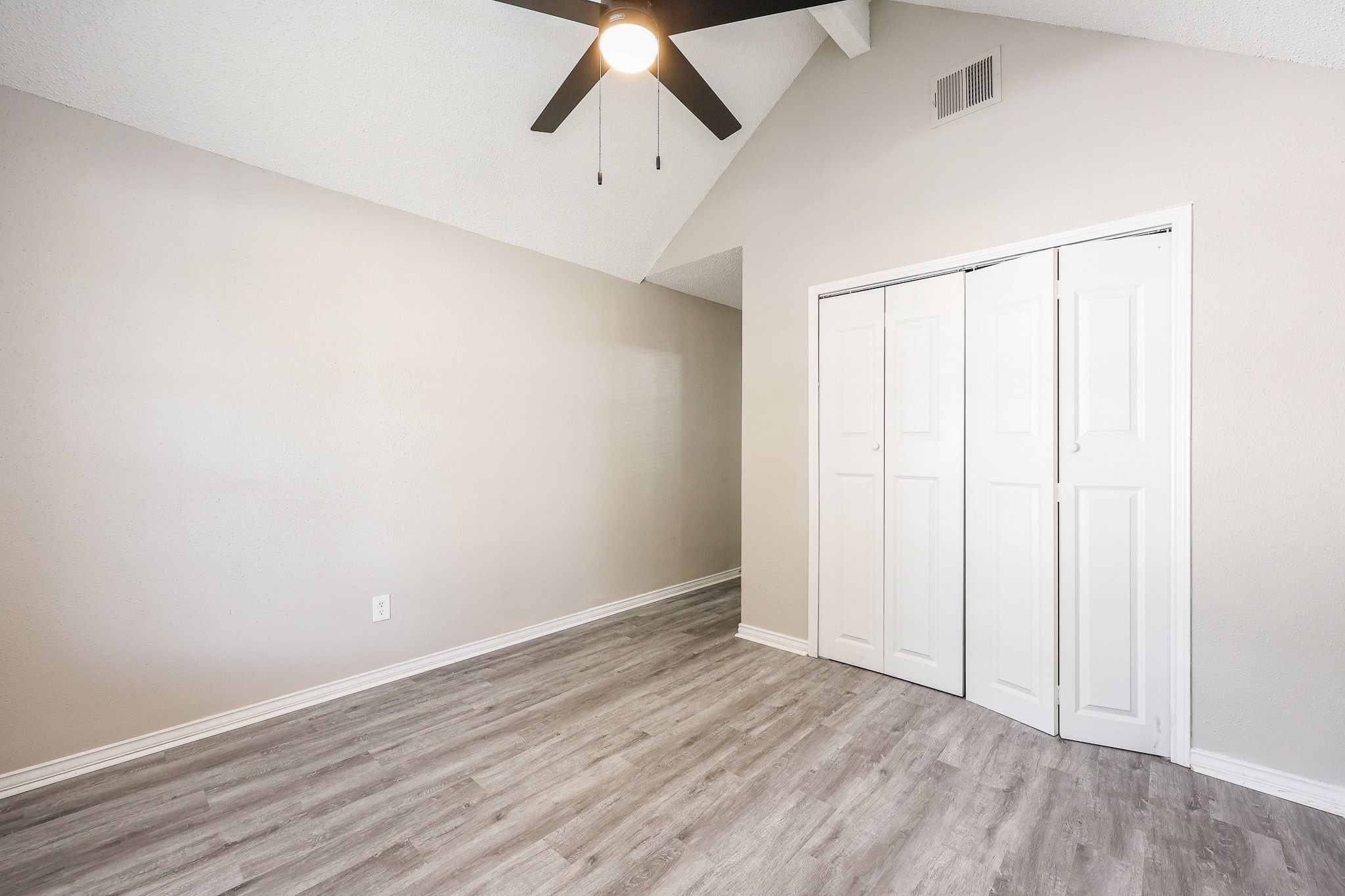 11510 Teaside Drive Property Photo 13