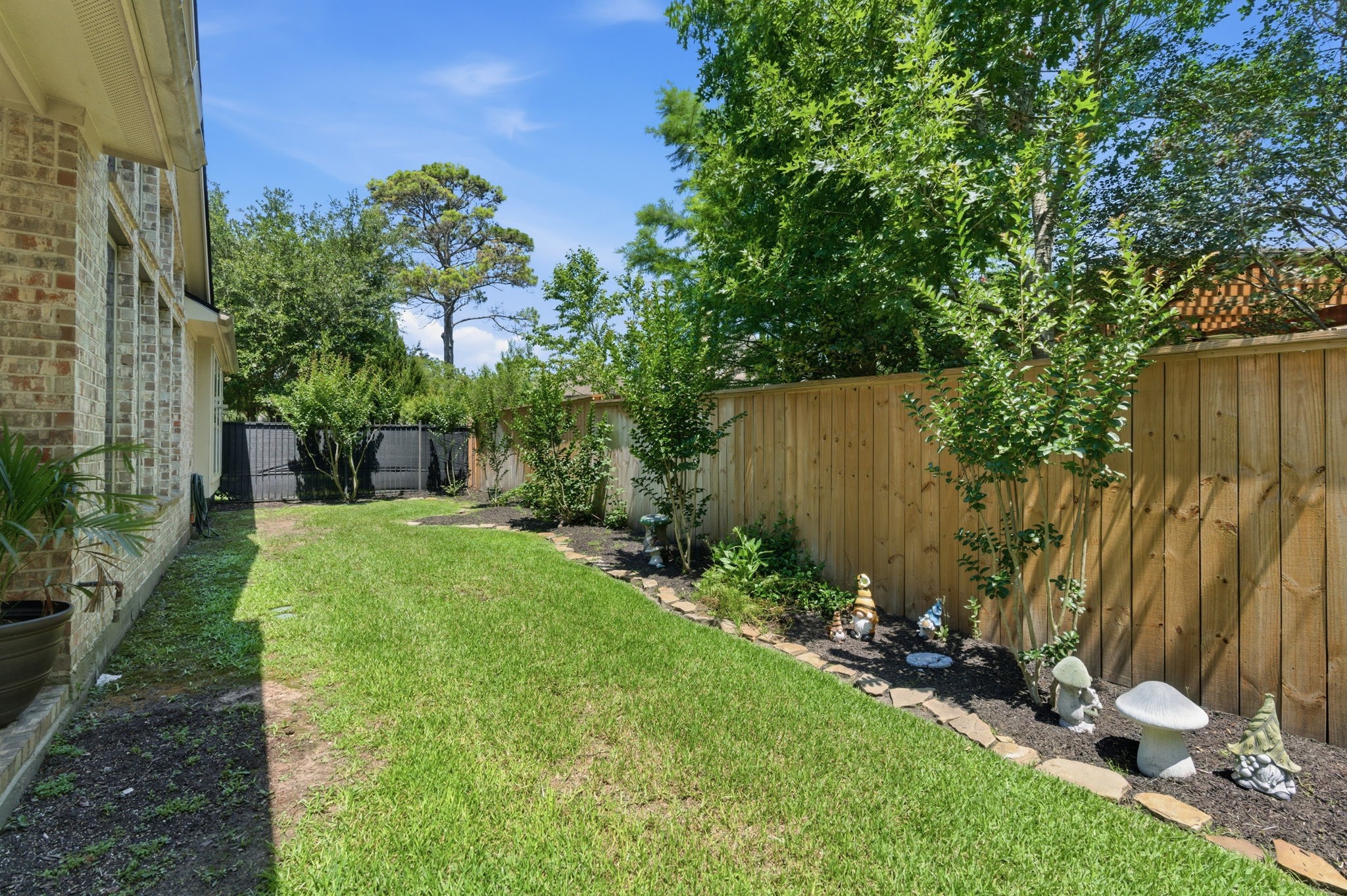 10 Little Falls Place Property Photo 38