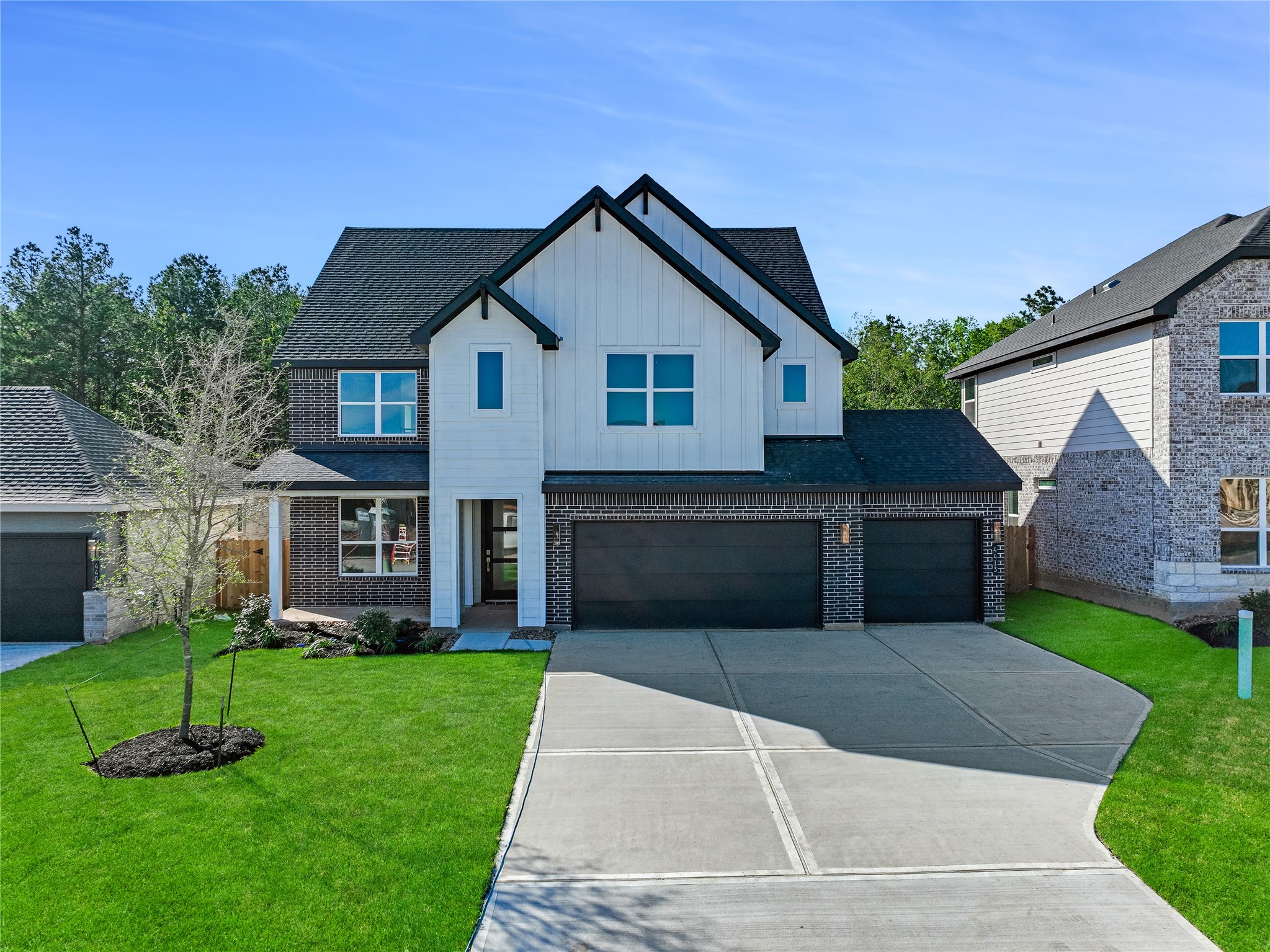 4413 Wapama Falls Loop Property Photo 1