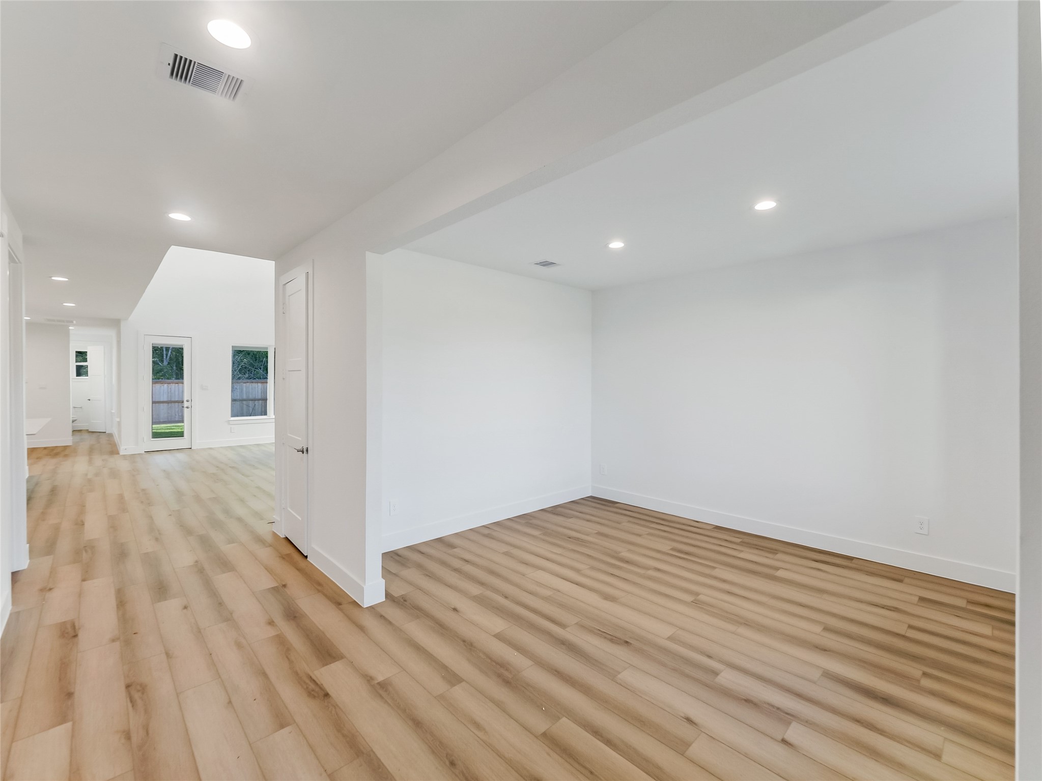 4413 Wapama Falls Loop Property Photo 3