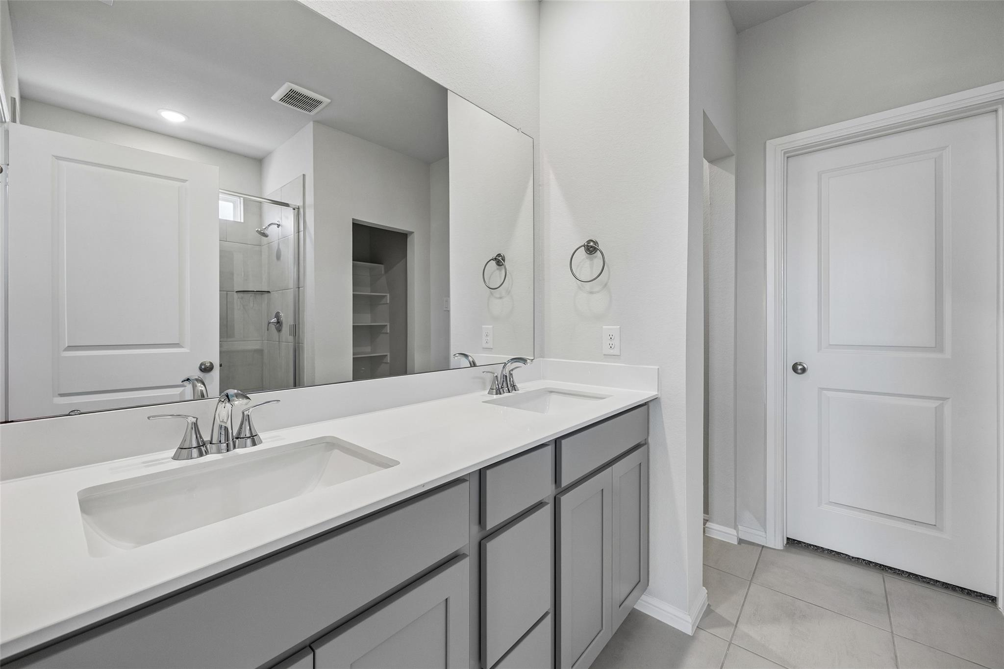 1111 Novelle Bend Drive Property Photo 14