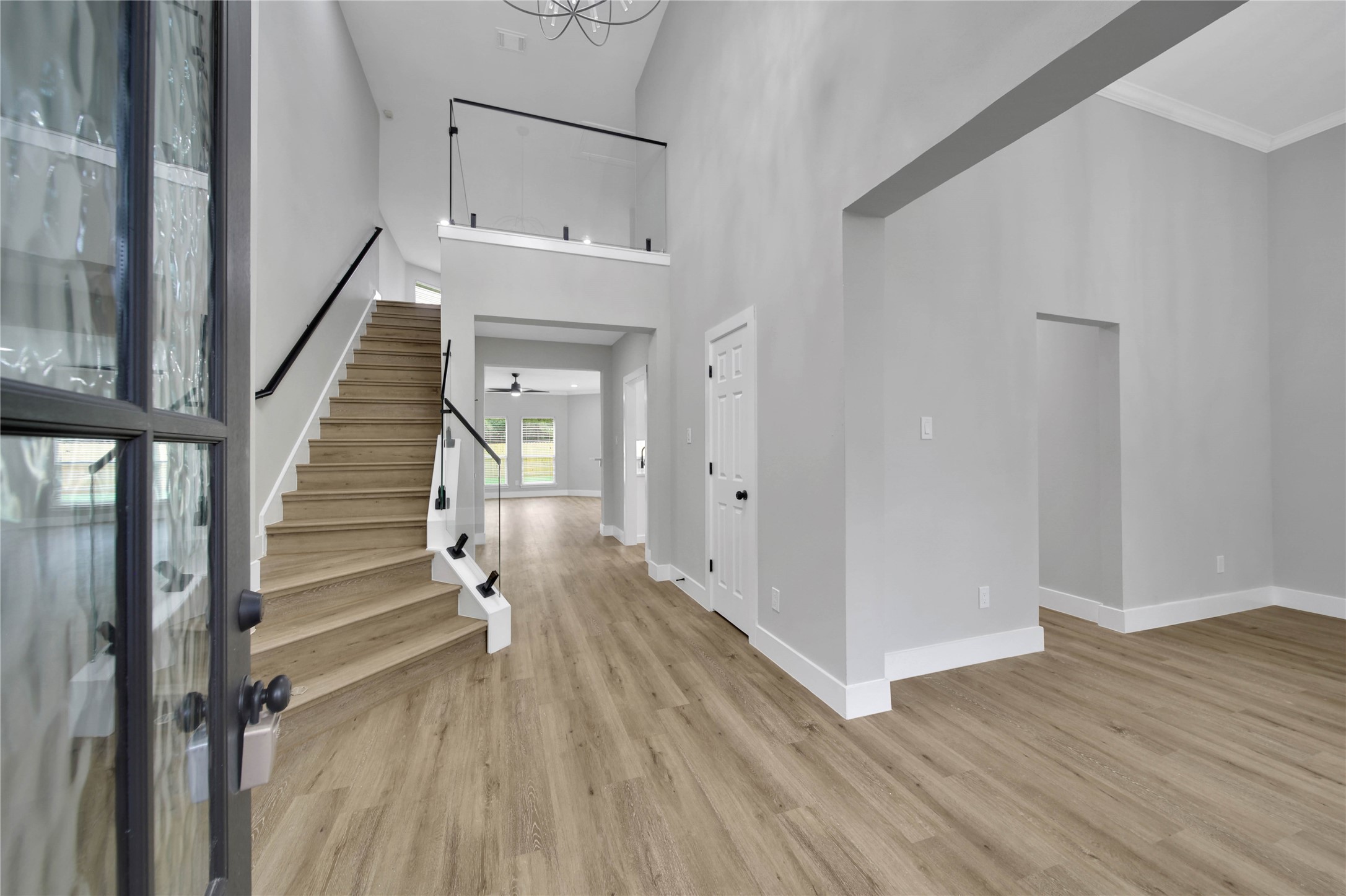 2803 Falcon Knoll Lane Property Photo 5