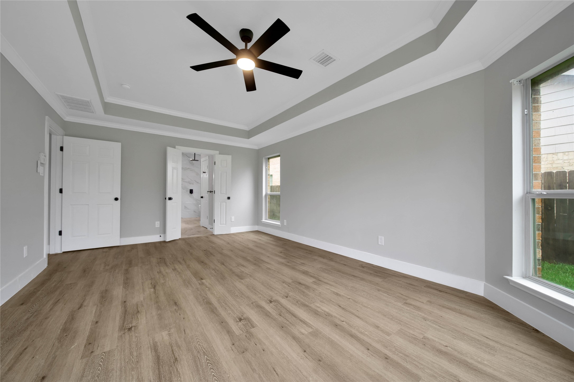 2803 Falcon Knoll Lane Property Photo 18