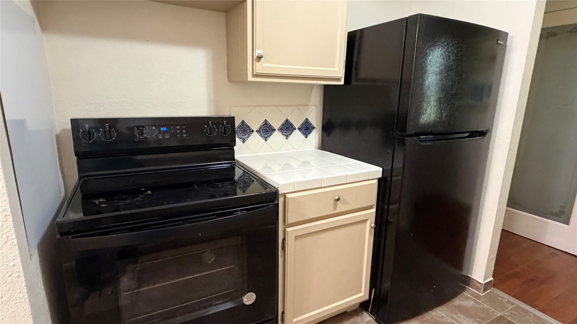 26011 Bernard Road Property Photo 8