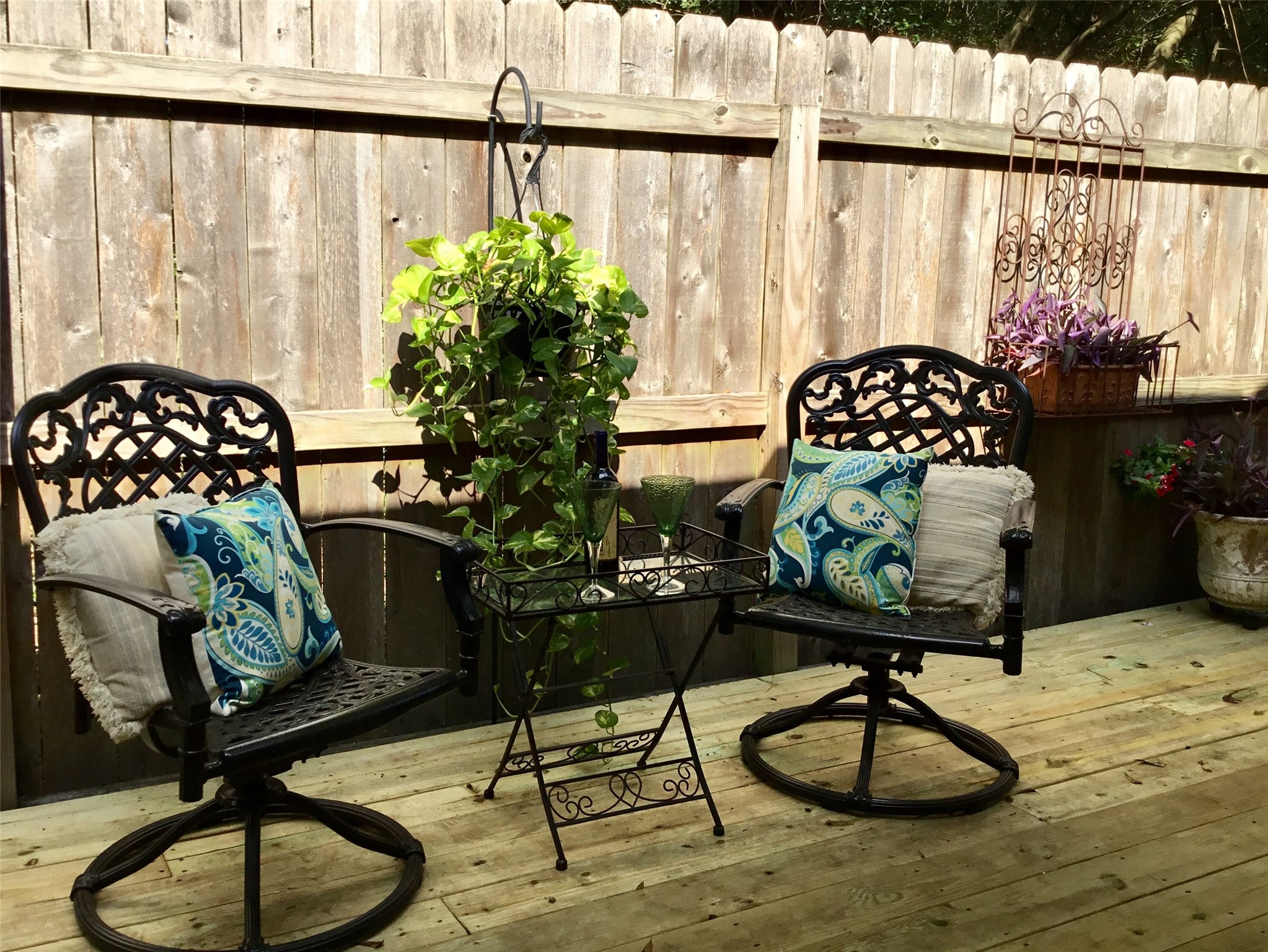 3 Spiral Vine Circle Property Photo 37