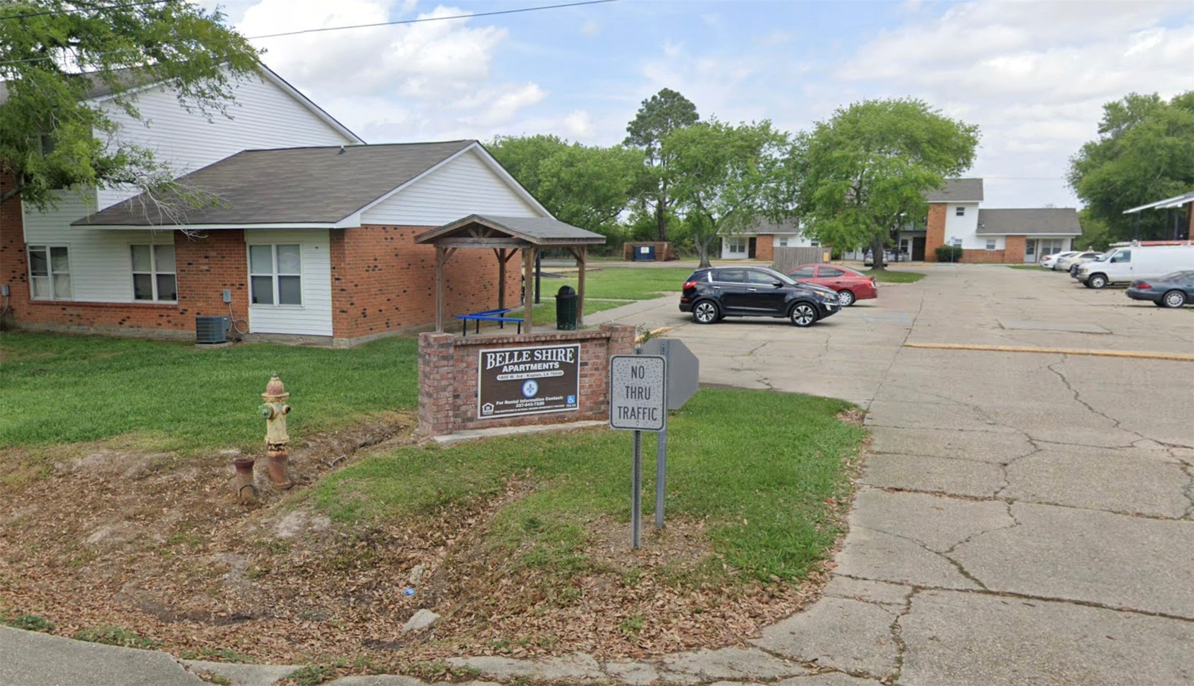 1800 W Third St Property Photo 2
