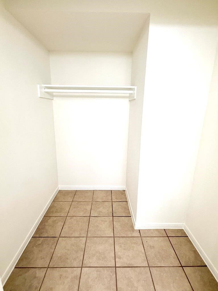 11983 Bob White Drive 848 Property Photo 8