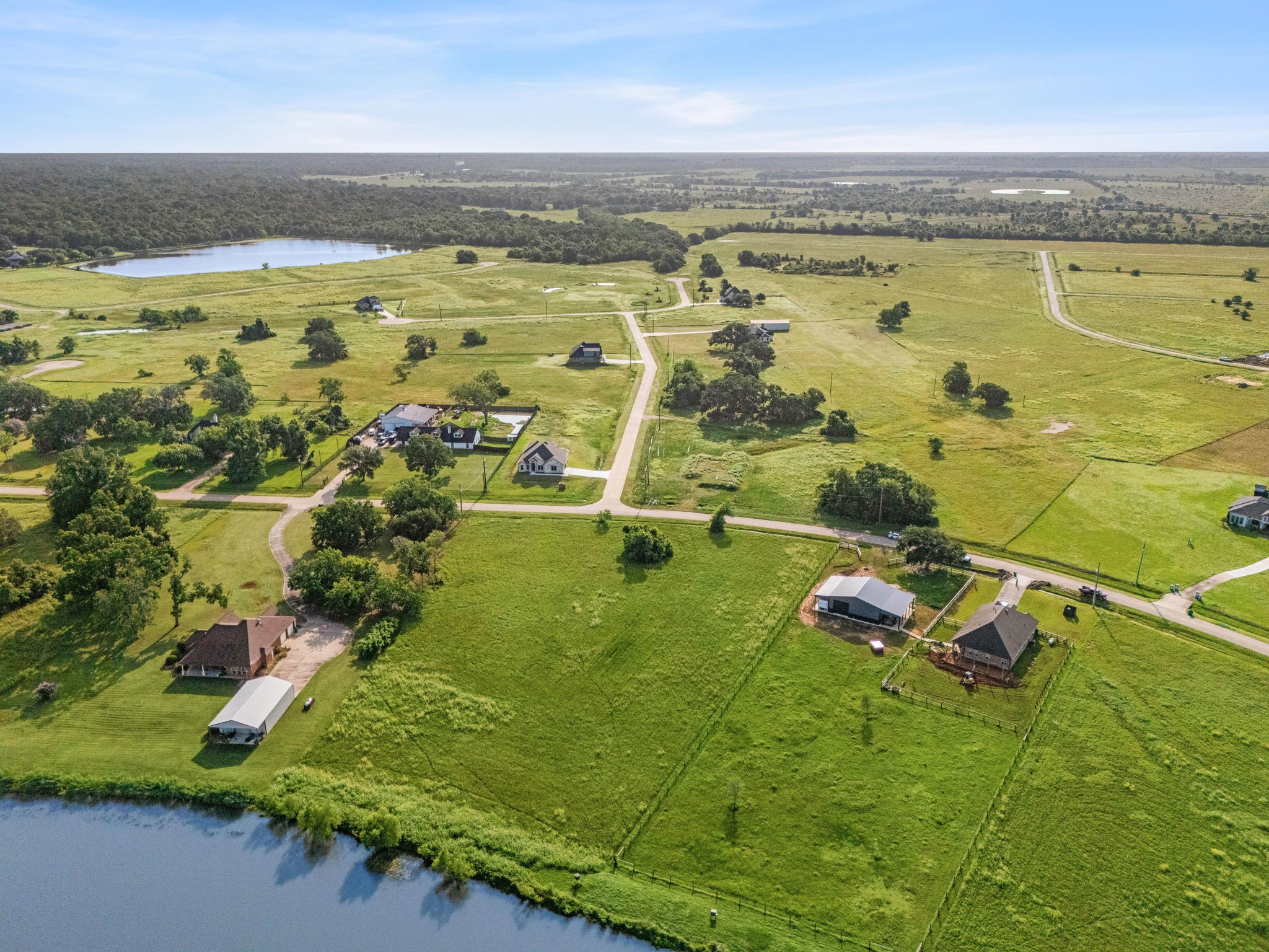 808 Wagon Wheel Trail Property Photo 8