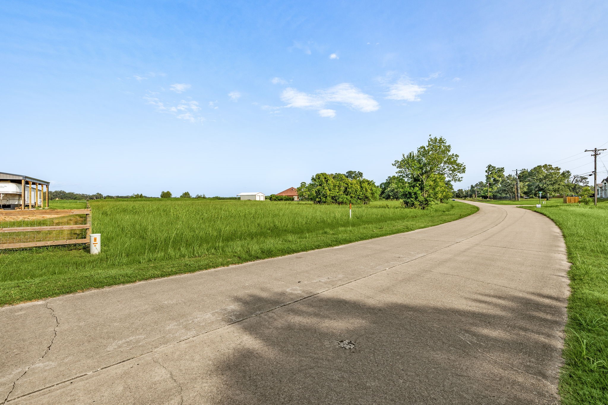 808 Wagon Wheel Trail Property Photo 18