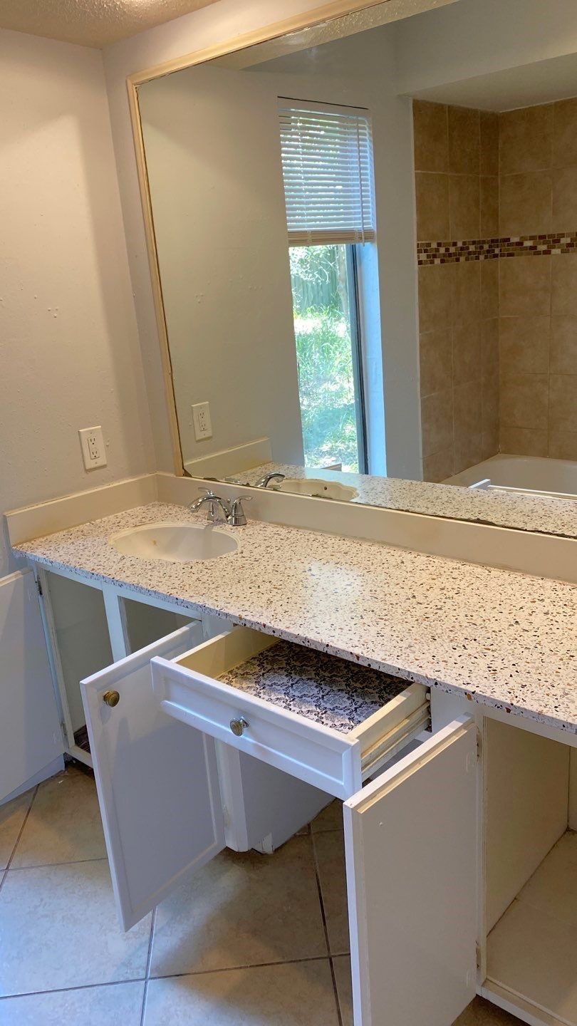 11231 Glenforest Property Photo 9