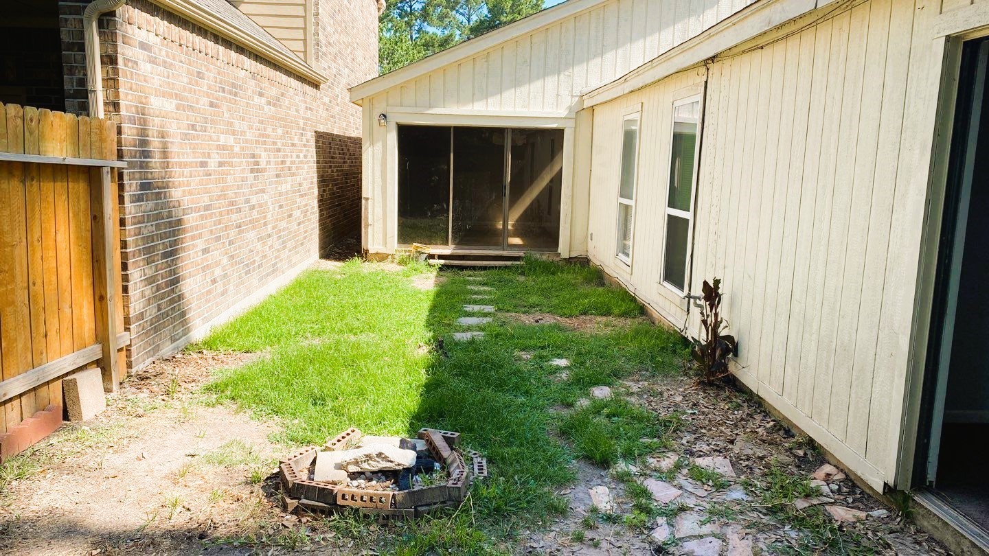 11231 Glenforest Property Photo 14