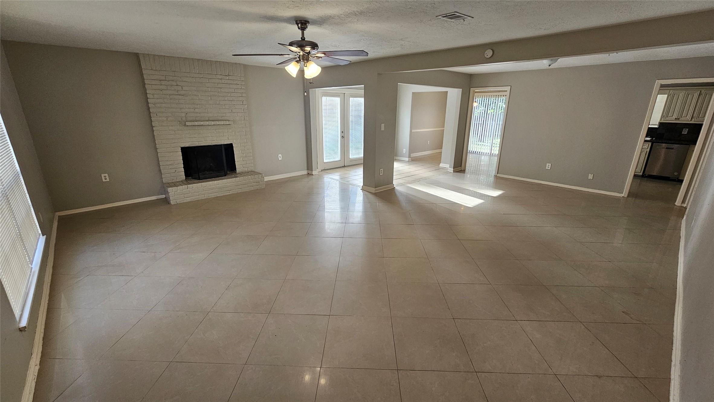 3310 Indian Mound Trail Property Photo 5