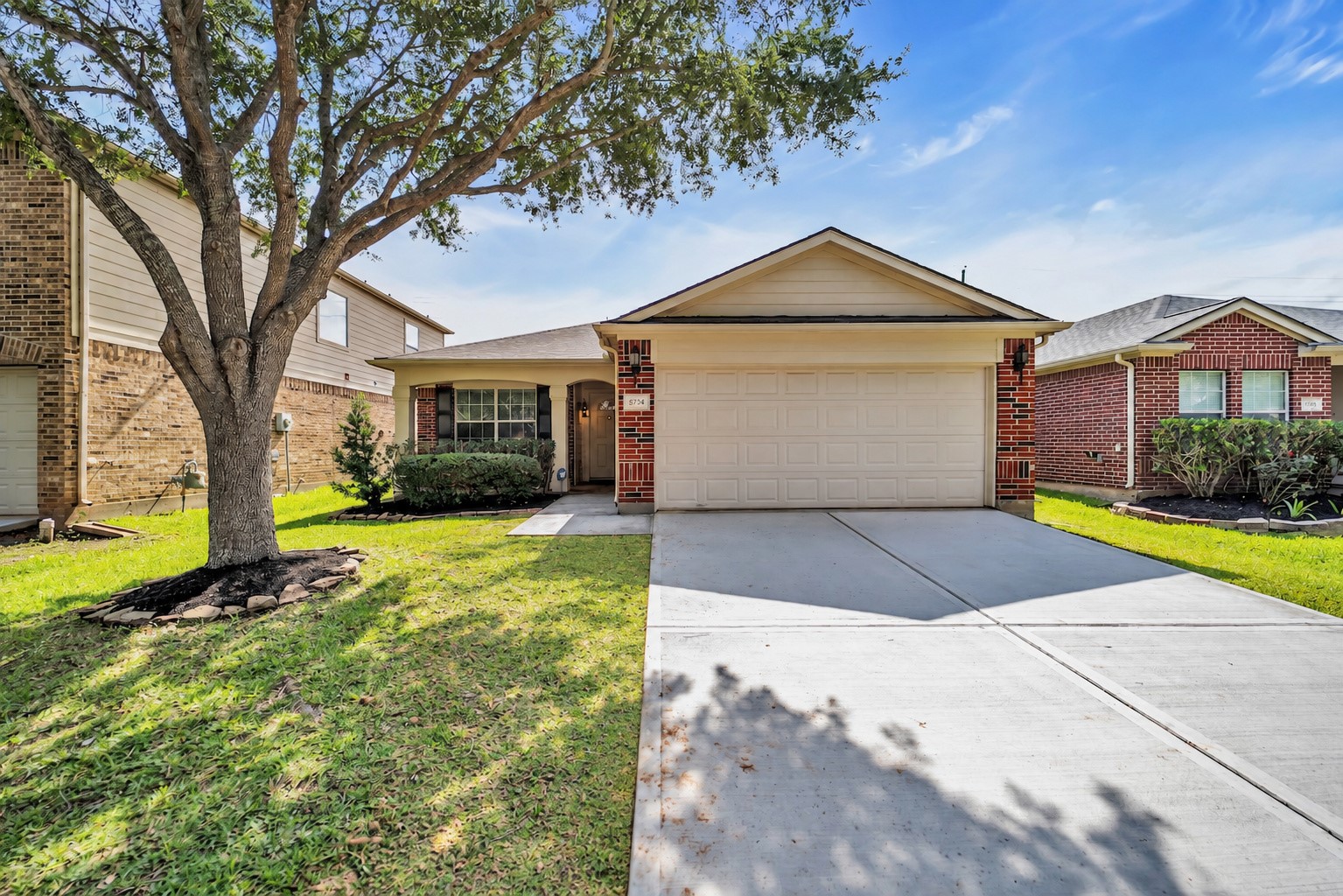 5734 Baldwin Elm Street Property Photo 1