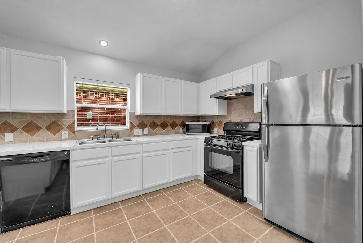 5734 Baldwin Elm Street Property Photo 4