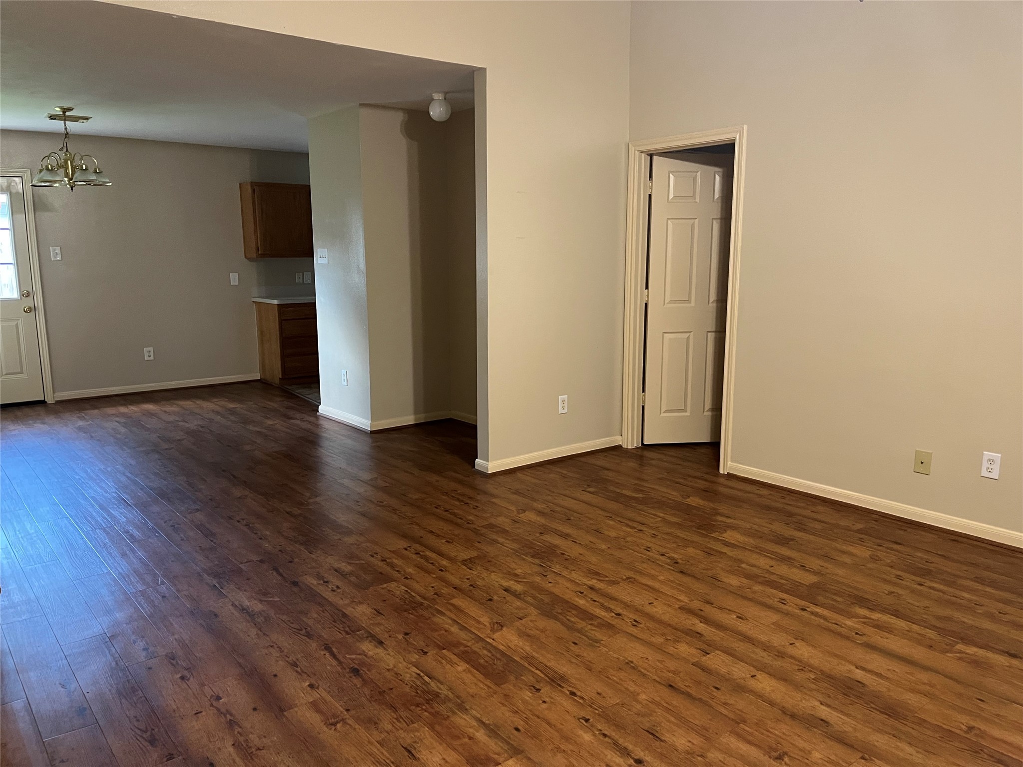 5314 Tallowpine Terrace Property Photo 3